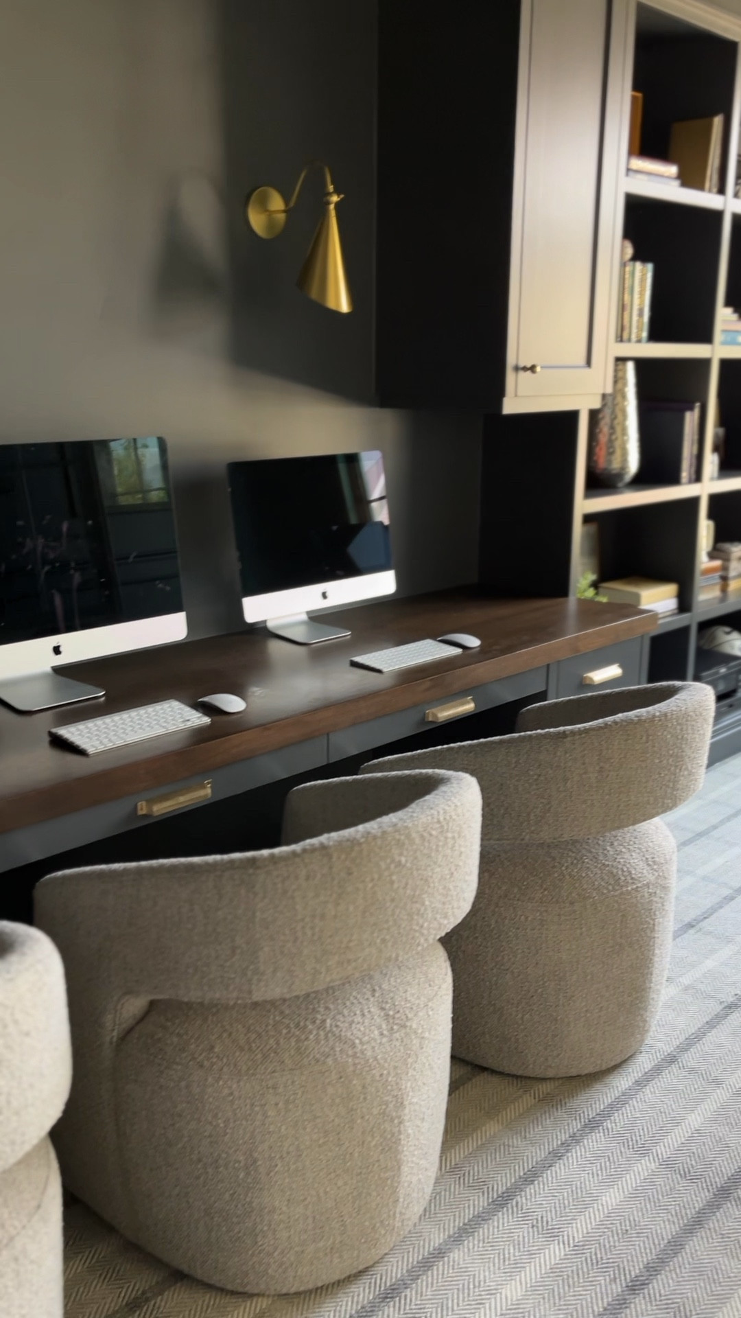 Home office chairs

Rolling, casters, performance boucle fabric

These chairs are $700 on Lulu and Georgia, but just 1/2 the price on Wayfair!

#chair #homeoffice #wayfair

Office chair, upholstered chair, modern chair, open back chair, curved back chair, dining room chair


#LTKHome #LTKVideo #LTKFamily