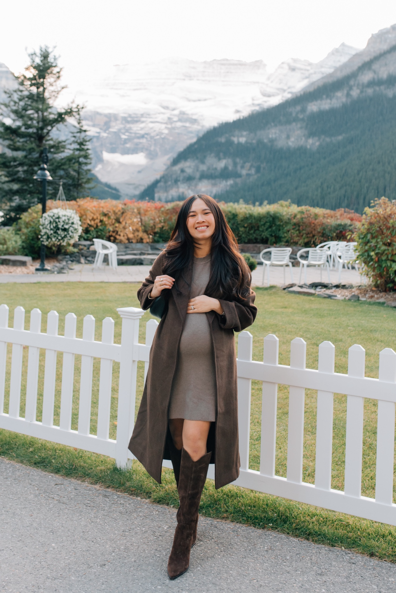 Fall outfit details 🤎 wearing all pieces that are TTS! Dress comes in petite and tall sizing too @abercrombie @dolcevita