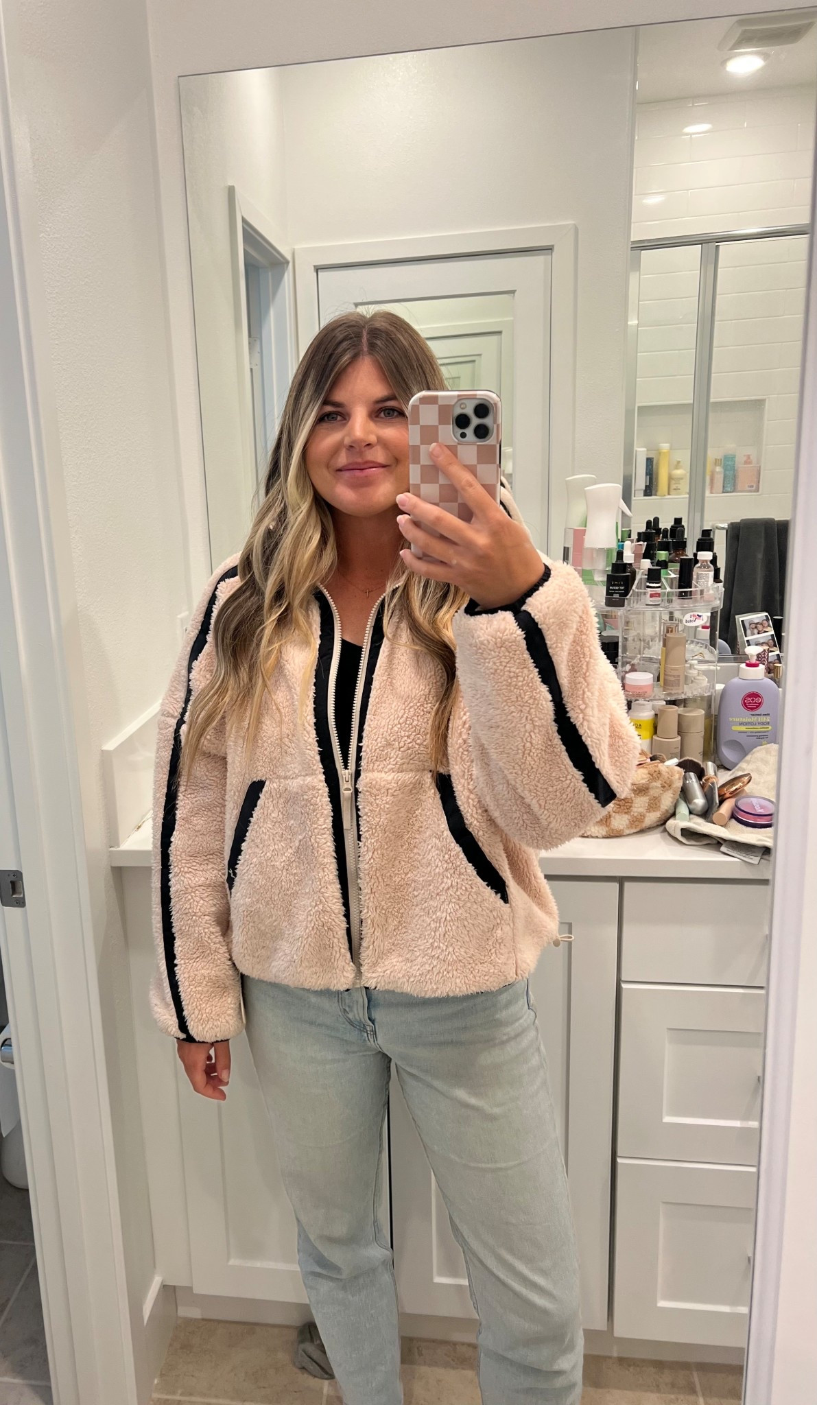 Love this cozy jacket from target! I wear it all the time 

#targetoutfit #target

#LTKActive #LTKSeasonal #LTKFindsUnder50