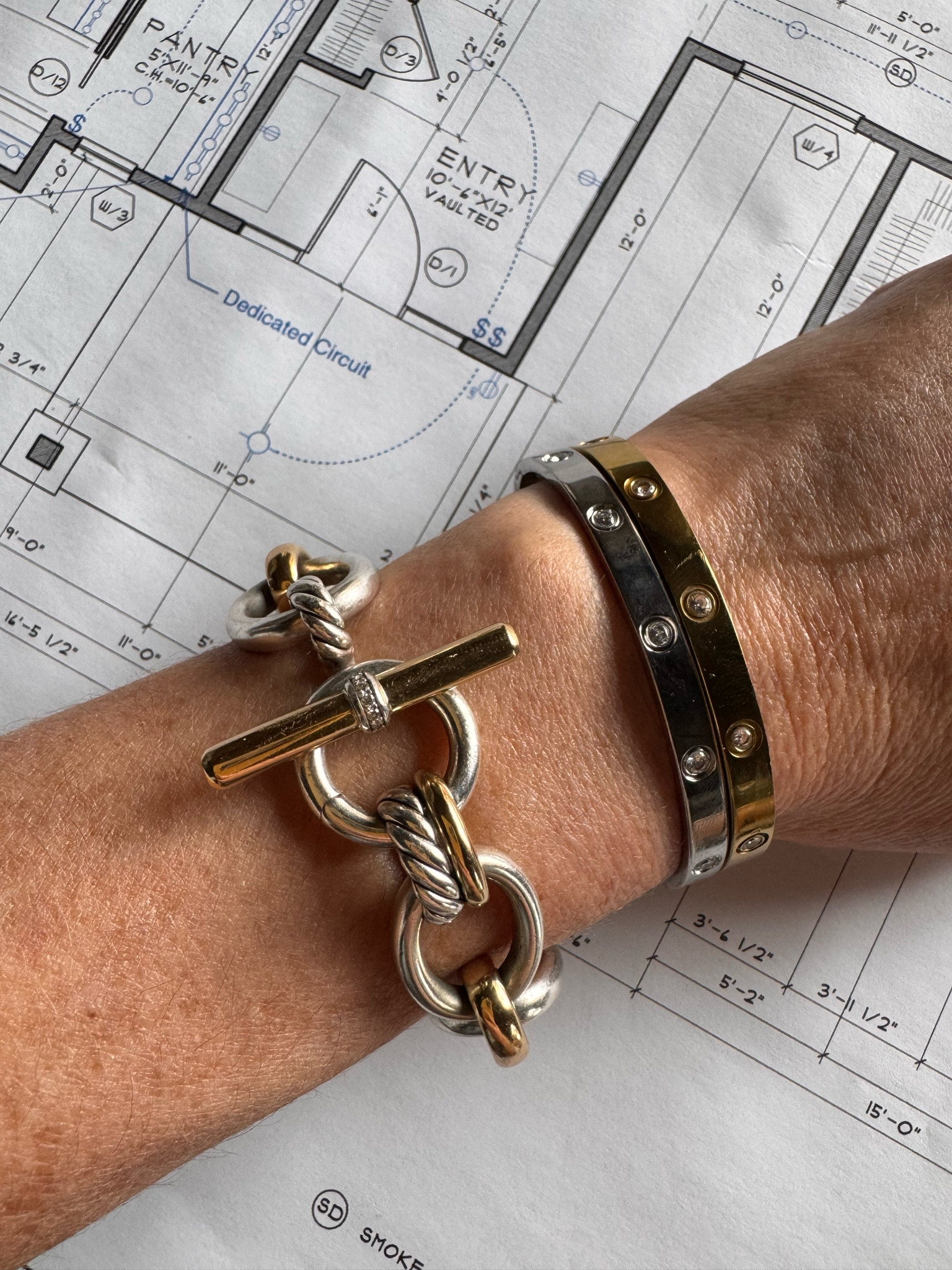 Just ordered myself a second of these Cartier bangle dupes in silver… I’m loving these! They look SO good, and you can get your exact size for a custom fit. Great Valentine’s gift to self, honestly!

#LTKStyleTip #LTKMostLoved #LTKFindsUnder50