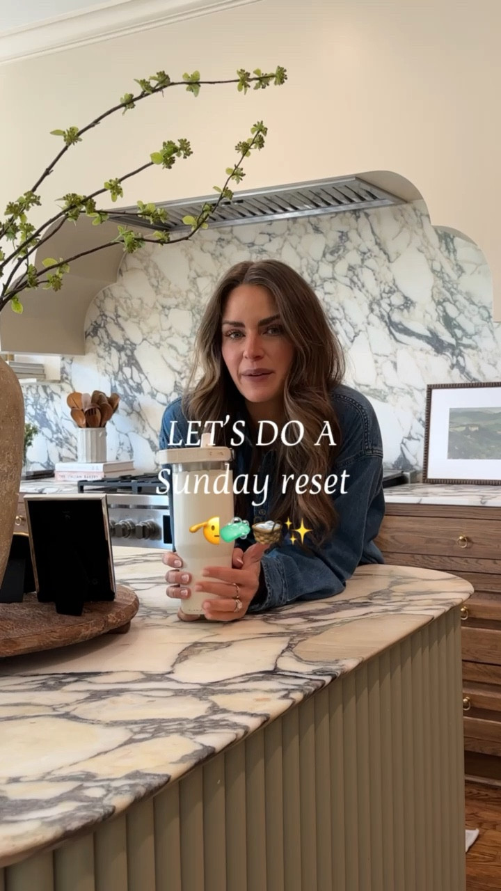 SUNDAY RESET ✨🧺🧽
Size small top & shorts 



#LTKmomlife #LTKvlog