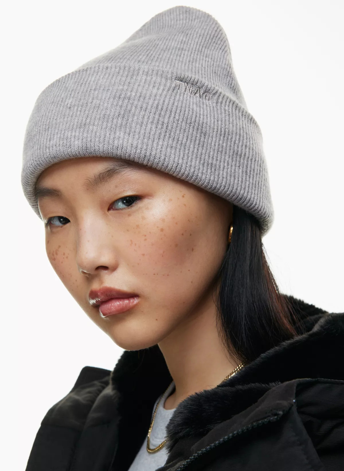 PEAK BEANIE | Aritzia