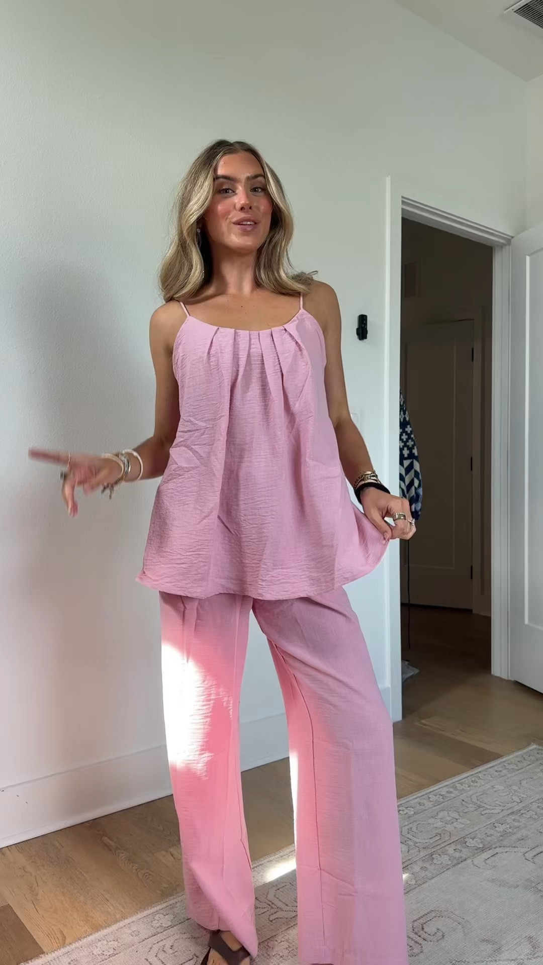 the best linen matching set and of course it’s an amazon find too it comes in so many colors plus the adjustable tie top 🤗 such a find! 5’4/s 

#founditonamazon #amazonfashionfinds #amazonfashion #amazonmatchingsets #amazonsummerfashion @Amazon Fashion

#LTKootd #LTKSaleAlert #LTKdayinmylife