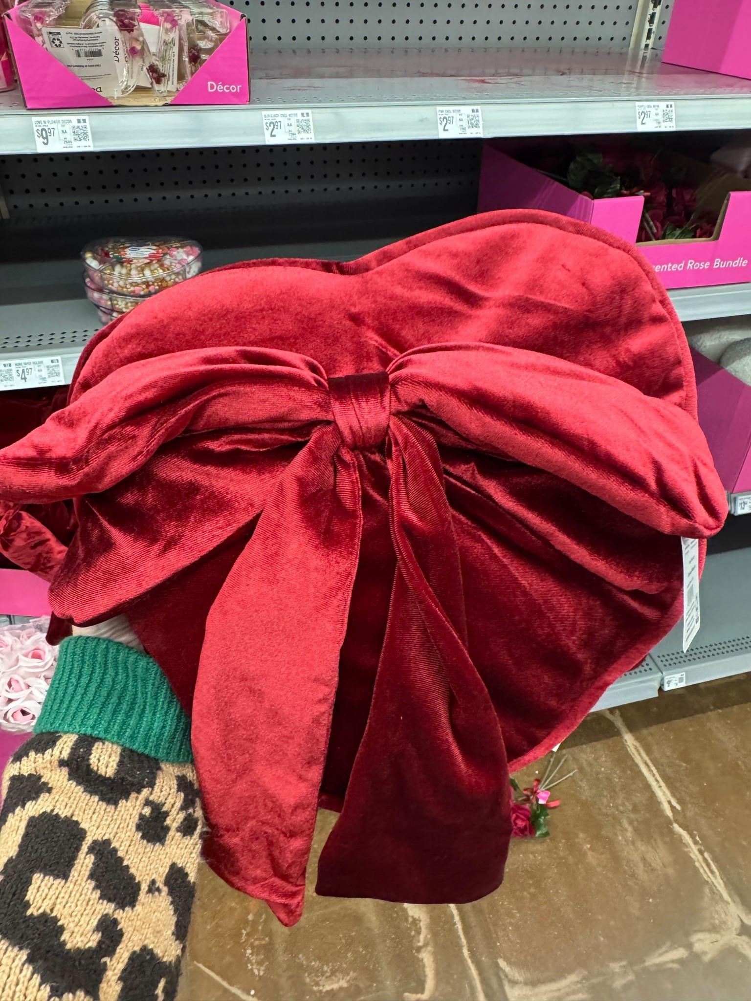 Walmart Heart-Shaped Decorative Pillow, Red, 14", Valentine's Day by Way To Celebrate

#LTKFindsUnder50 #LTKHome #LTKSeasonal