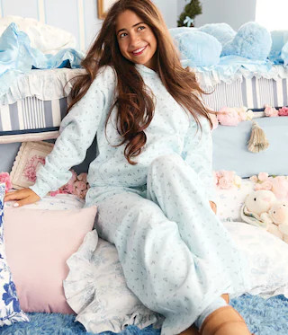 Demetra for Aero Floral Wide Leg Sweatpants | Aeropostale