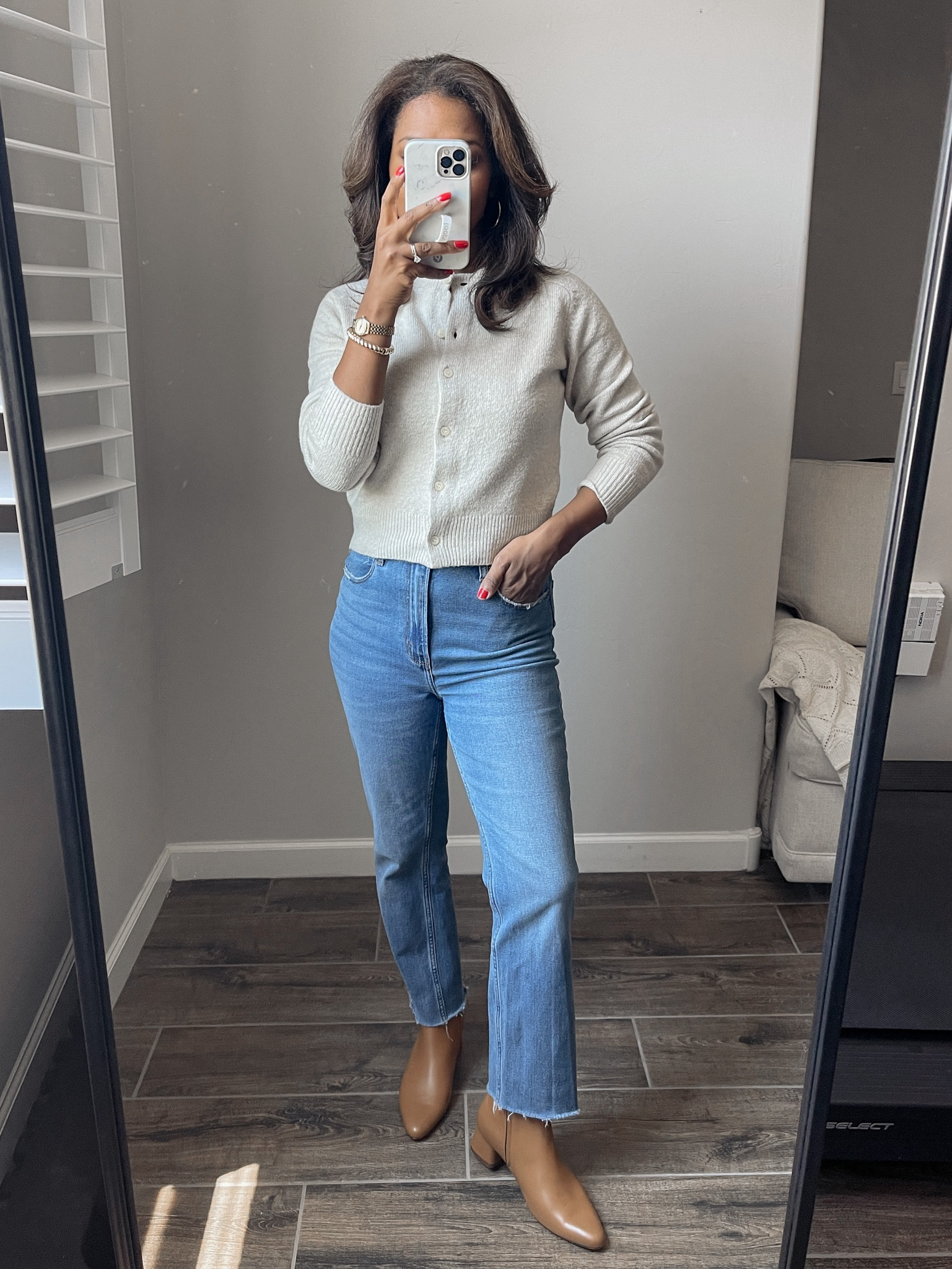 NSALE Try on! Love this cardigan ! It fits TTS. I’m wearing a size small. My jeans are Abercrombie and I’m wearing a size 26 regular. Linked similar booties 

#LTKStyleTip #LTKxNSale #LTKSaleAlert