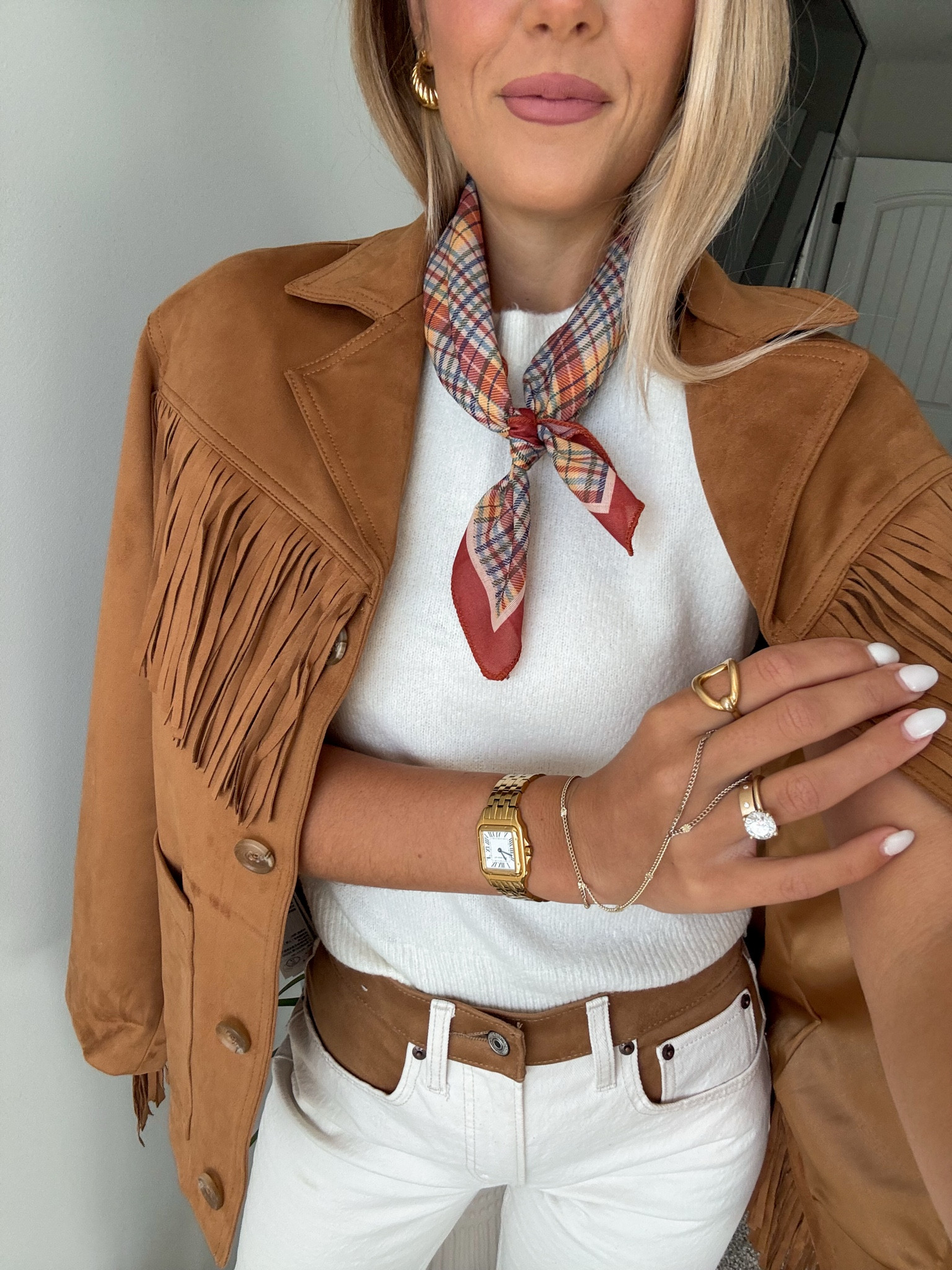 size 26 in jeans (if you get the curve love version i size down 1!) size small in top and small in jacket 
western fashion 

#LTKFindsUnder50 #LTKStyleTip #LTKSaleAlert
