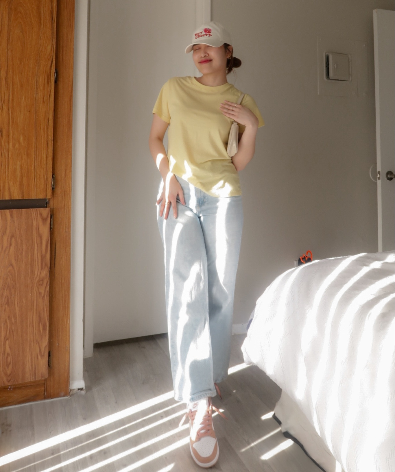 Summer color palette 🟡🟠☀️
•Bottom: Usually wearing size 28, but this BDG I choose 29/30 
•Bag: they no longer have this style. But I found similar bag from the same brand (link below)
Summer outfit ideas, ootd, outfit check, casual, fashion, basic style

#LTKFindsUnder100 #LTKWorkwear #LTKStyleTip