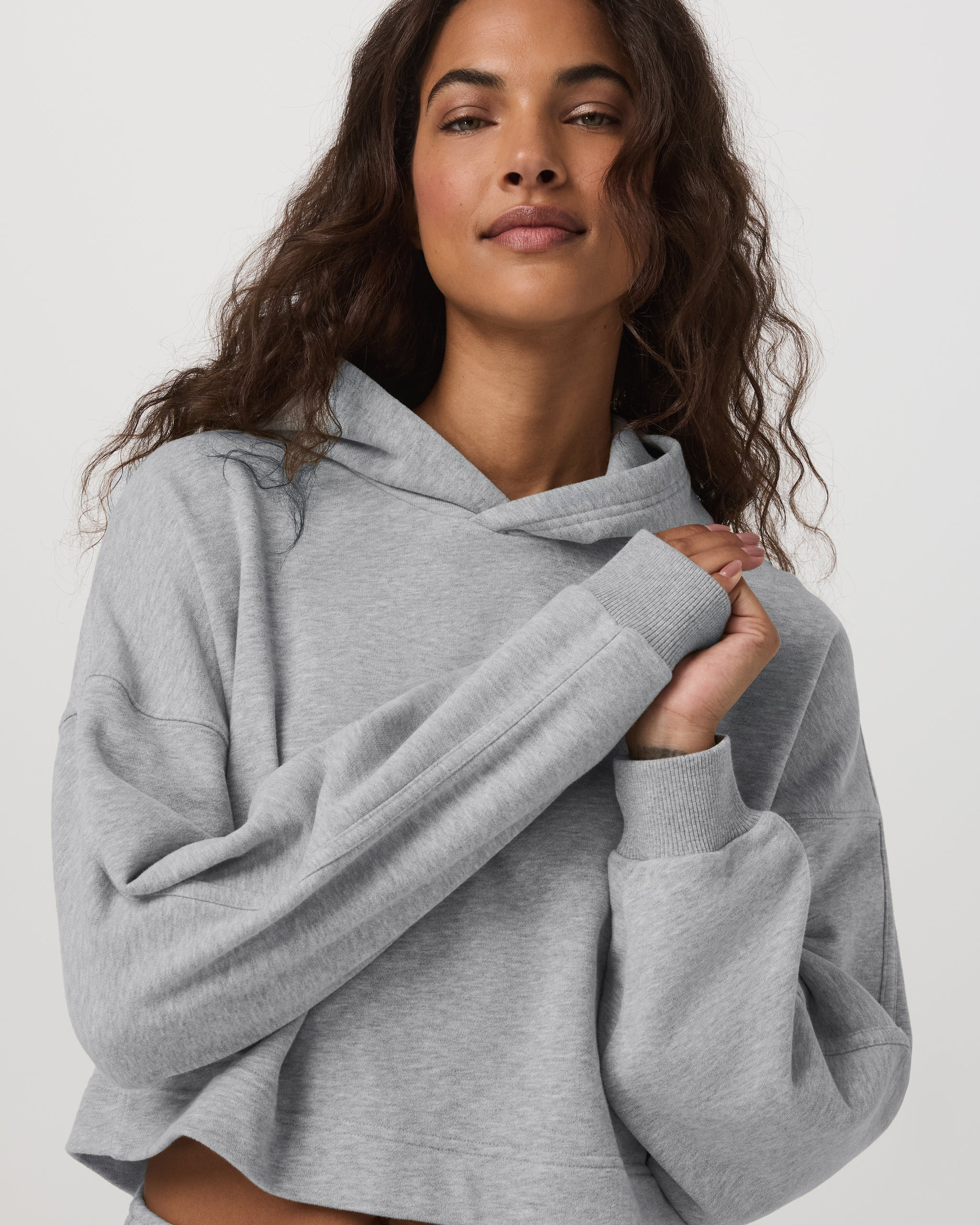 Sedona Pullover Hoodie | Light Heather Grey Hoodie | Vuori | Vuori Clothing (US & Canada)