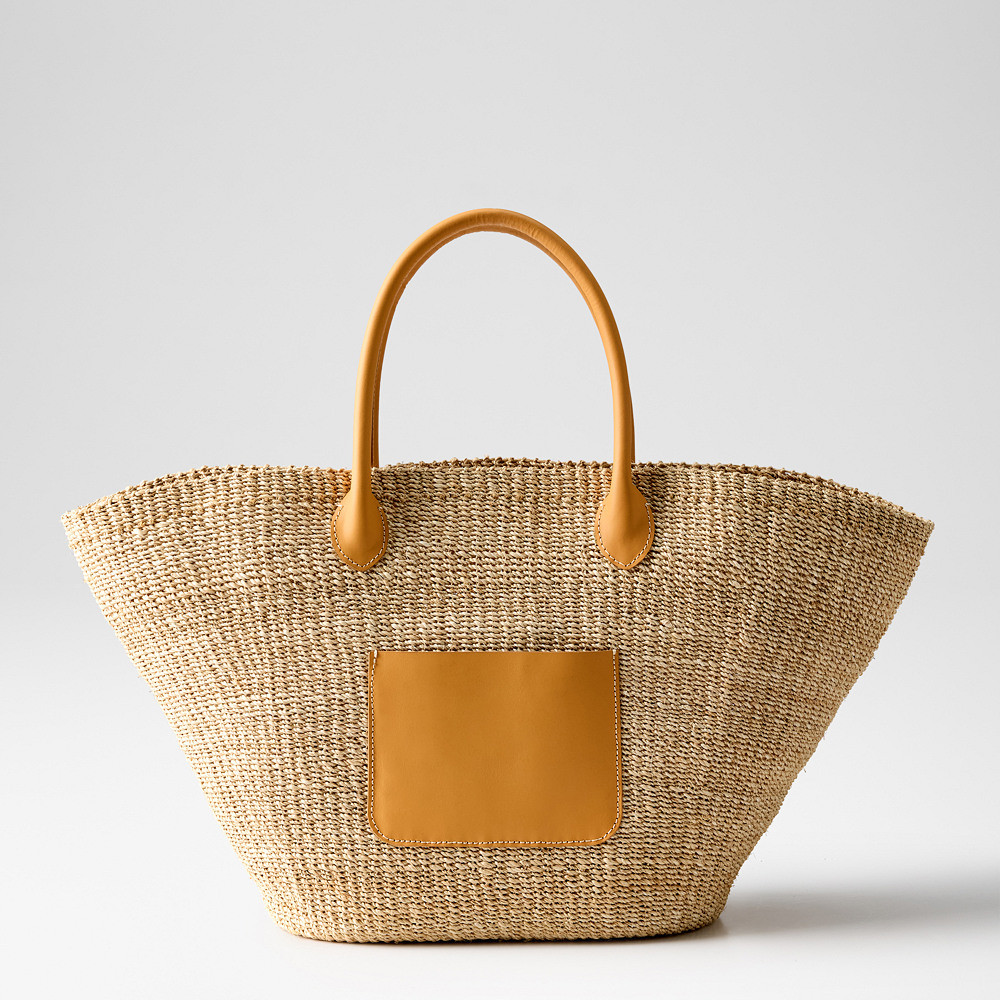 Handwoven Abaca Beach Tote | Mark and Graham