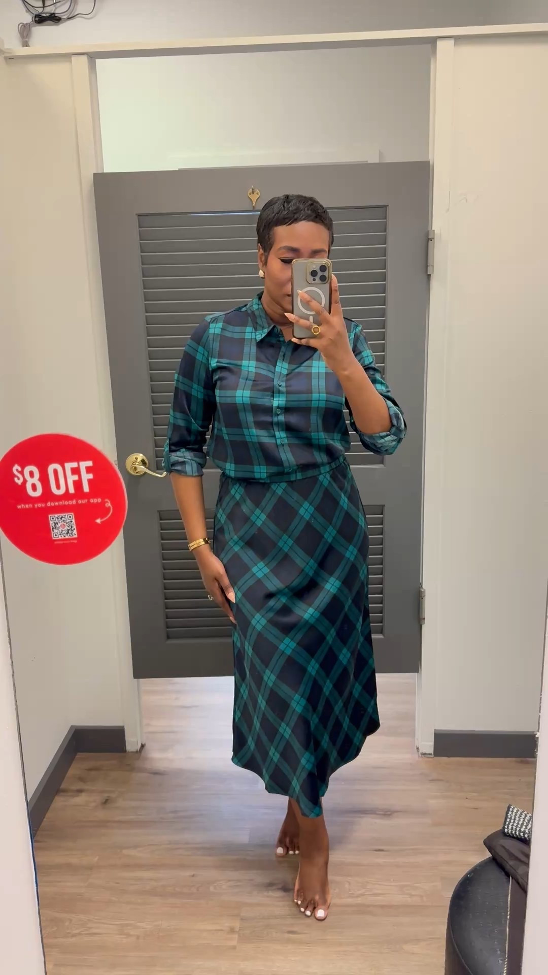 The perfect holiday print… This look is definitely church worthy. 
Linking same print top in a different style (would recommend going up a size)
Size medium shirt


#LTKHoliday #LTKSeasonal #LTKStyleTip