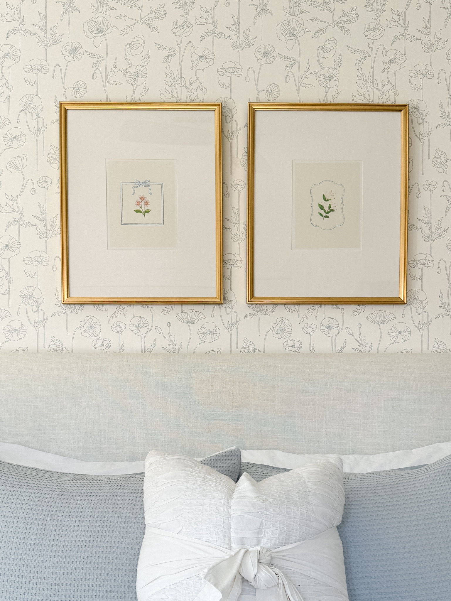 My favorite designer look for less frames! I printed some affordable art from Etsy to display - this makes it easy to switch up art! 

#LTKCyberWeek #LTKStyleTip