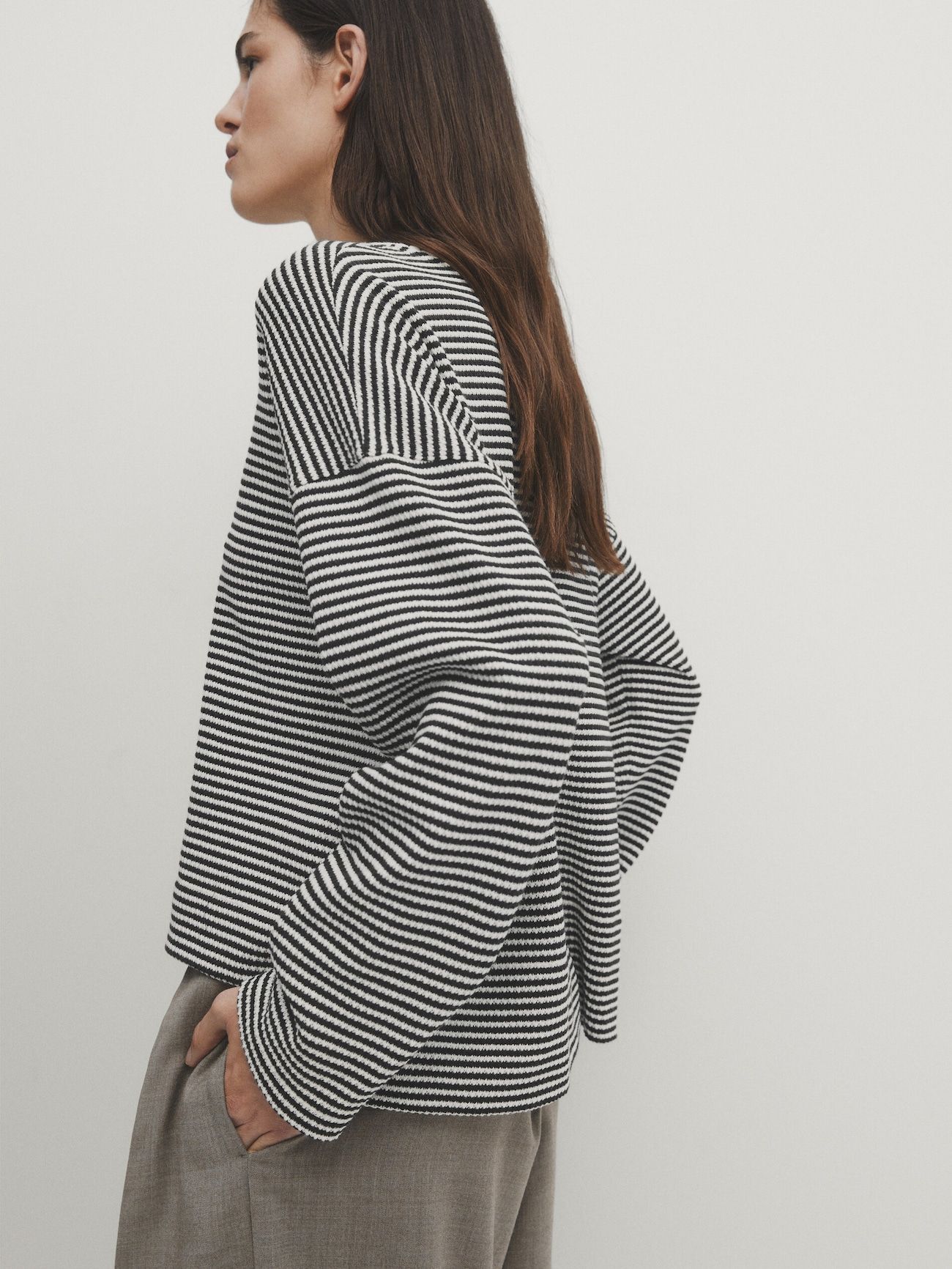 Cotton blend textured striped sweatshirt | Massimo Dutti UK