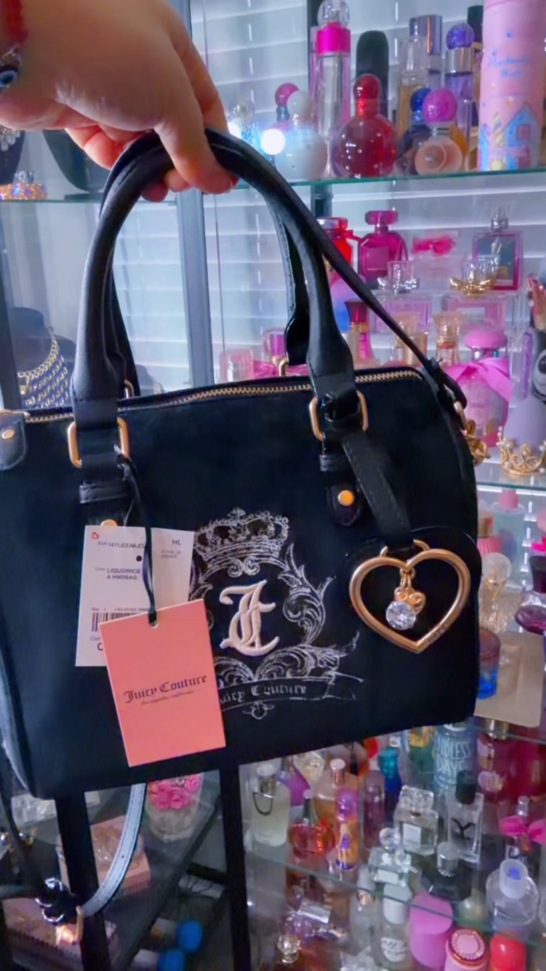 Next baddie lined up! She a baddie for sure! 🙌🖤✨🛍️ who else is collecting the vintage style juicy bags but new era?

#juicycouture #burlingtonfinds #burlington #purse #fyp  

#LTKMothersDay #LTKootd #LTKgrwm