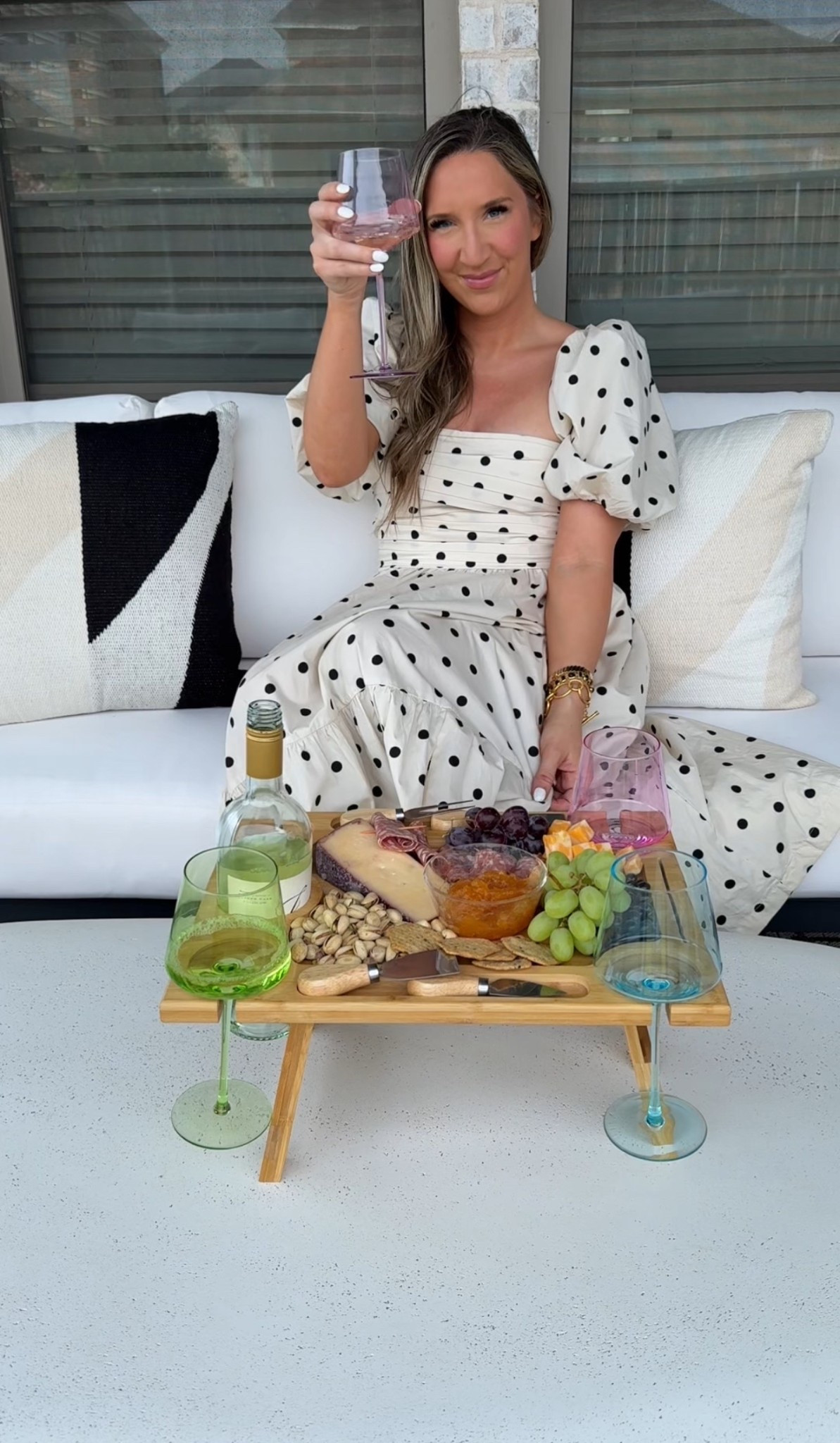 Im in size M!

Spring dress, summer dress, neutral, abercrombie, midi dress, patio

#LTKBeauty #LTKParties #LTKStyleTip