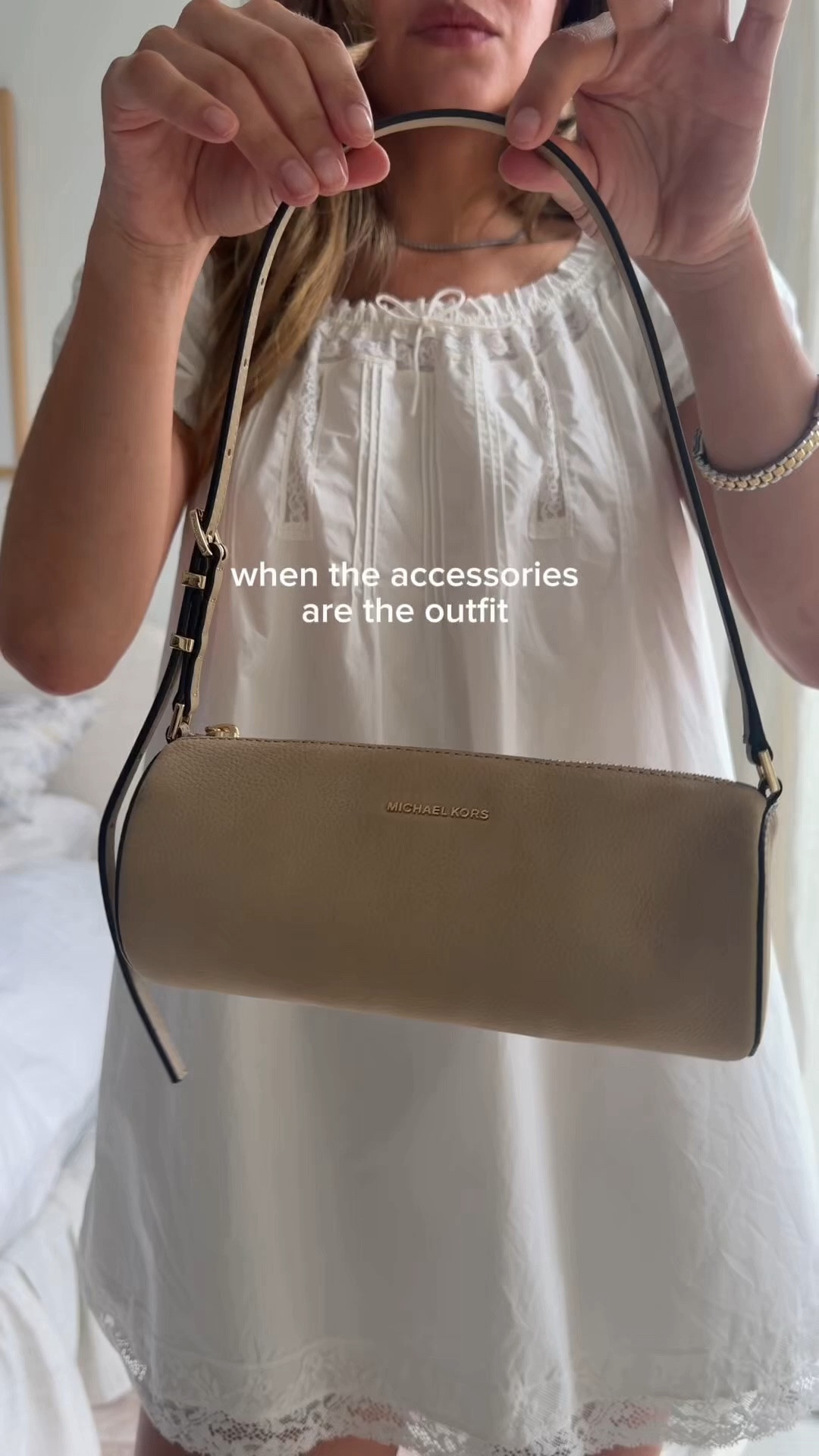 The perfect accessories for this look! My favorite part is this the Izzy Small Nubuck Barrel Pochette @michaelkors-us #michaelkors #mkpartner @ltk #liketkit