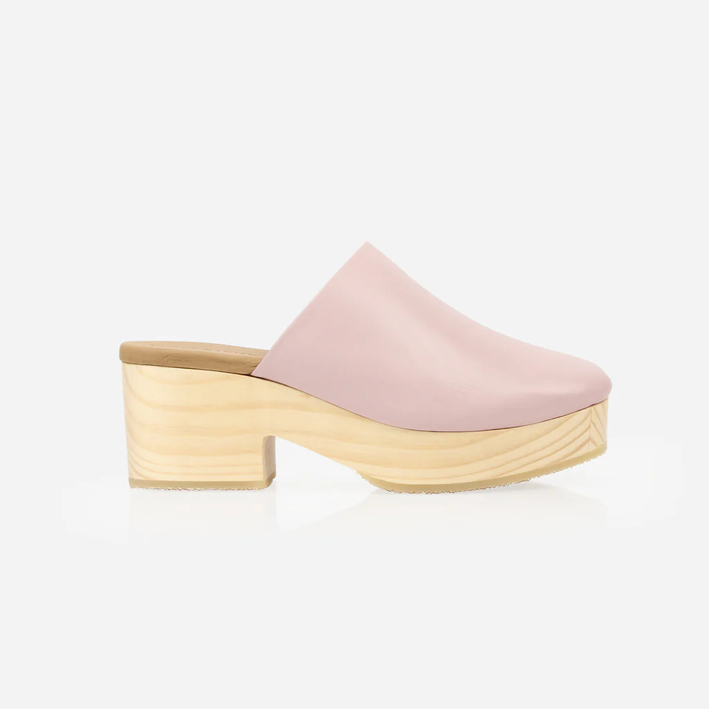 The West Coast Clog Chalk Pink | Poppy Barley