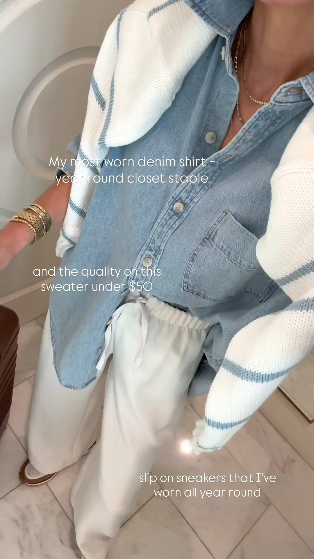Airport outfit, travel outfit - wearing size small in top and pants