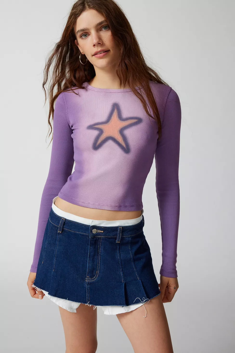 Star Icon Acid Washed Long Sleeve Baby Tee | Urban Outfitters (US and RoW)