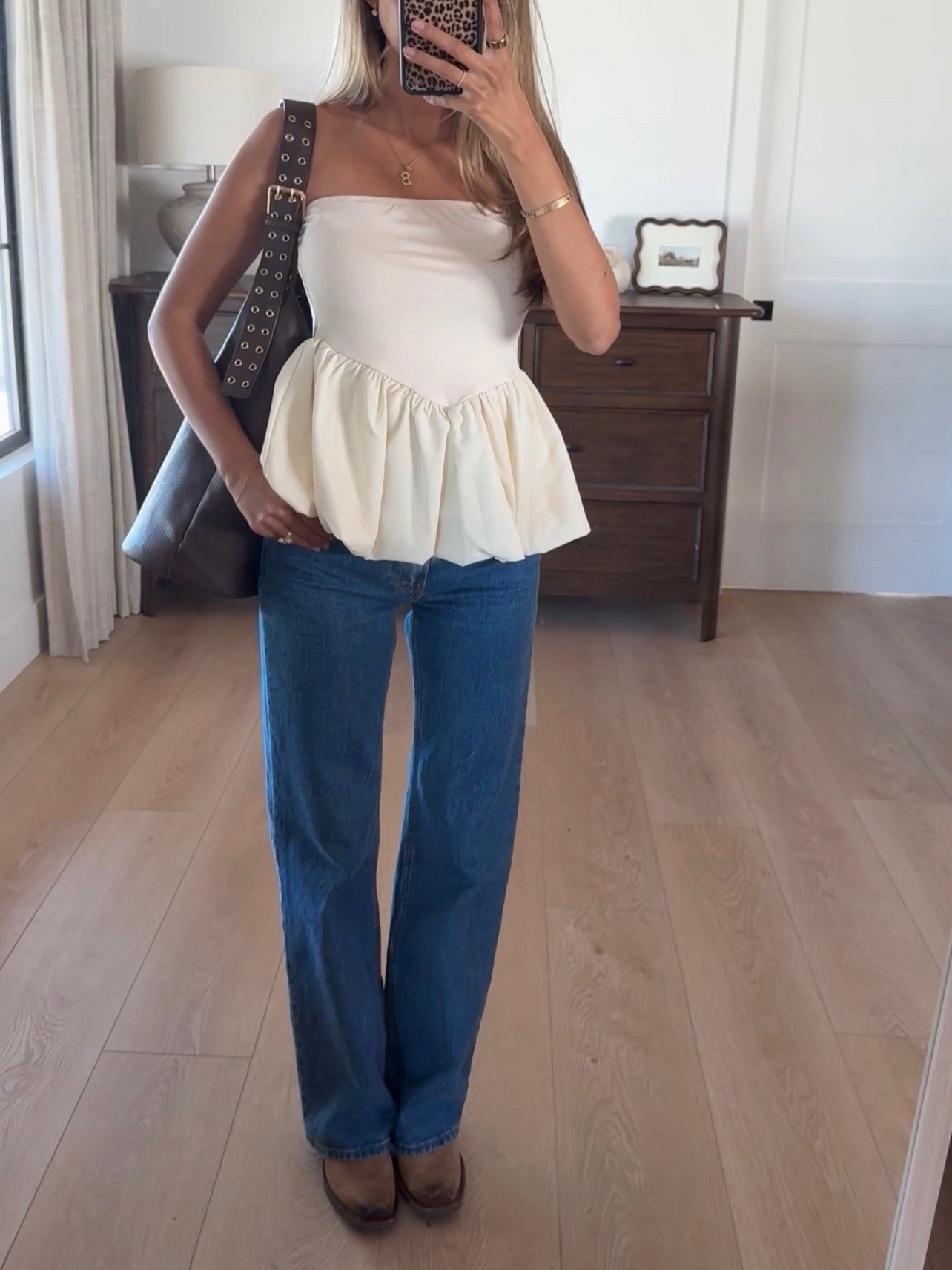 WHAT IM WEARING:
Amazon Top- small
Abercrombie Jeans- 24 / regular ( im 5’4) 
Bag- sold out from lulus 
Boots- older from BOOTBARN! 
Necklace- sold out from adornmonde