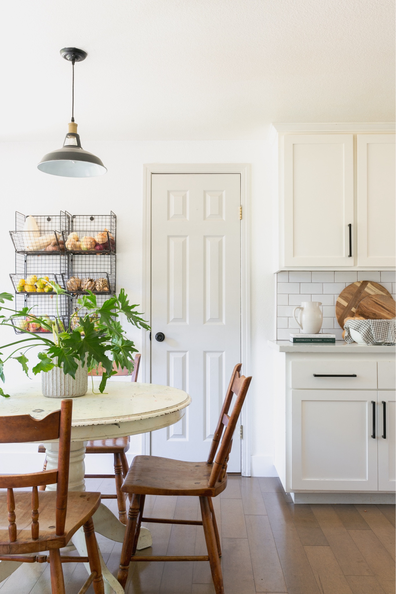 Dining room decor
Dining room
Table
Storage
Kitchen

#LTKstyletip #LTKfindsunder50 #LTKhome