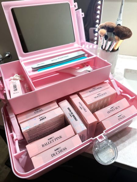 Found the perfect storage for my Glamnetic stuff— and it’s a CABOODLE— and actual Caboodle!! Perfect 🙌🏼

#LTKhome #LTKfindsunder50 #LTKbeauty
