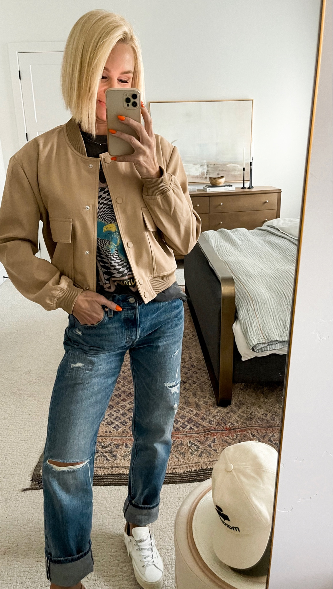 Dress this bomber Jacket up or down. Such a versatile piece! More colors — I just ordered it in green too. Runs TTS, wearing a medium.


#LTKSeasonal #LTKfindsunder50