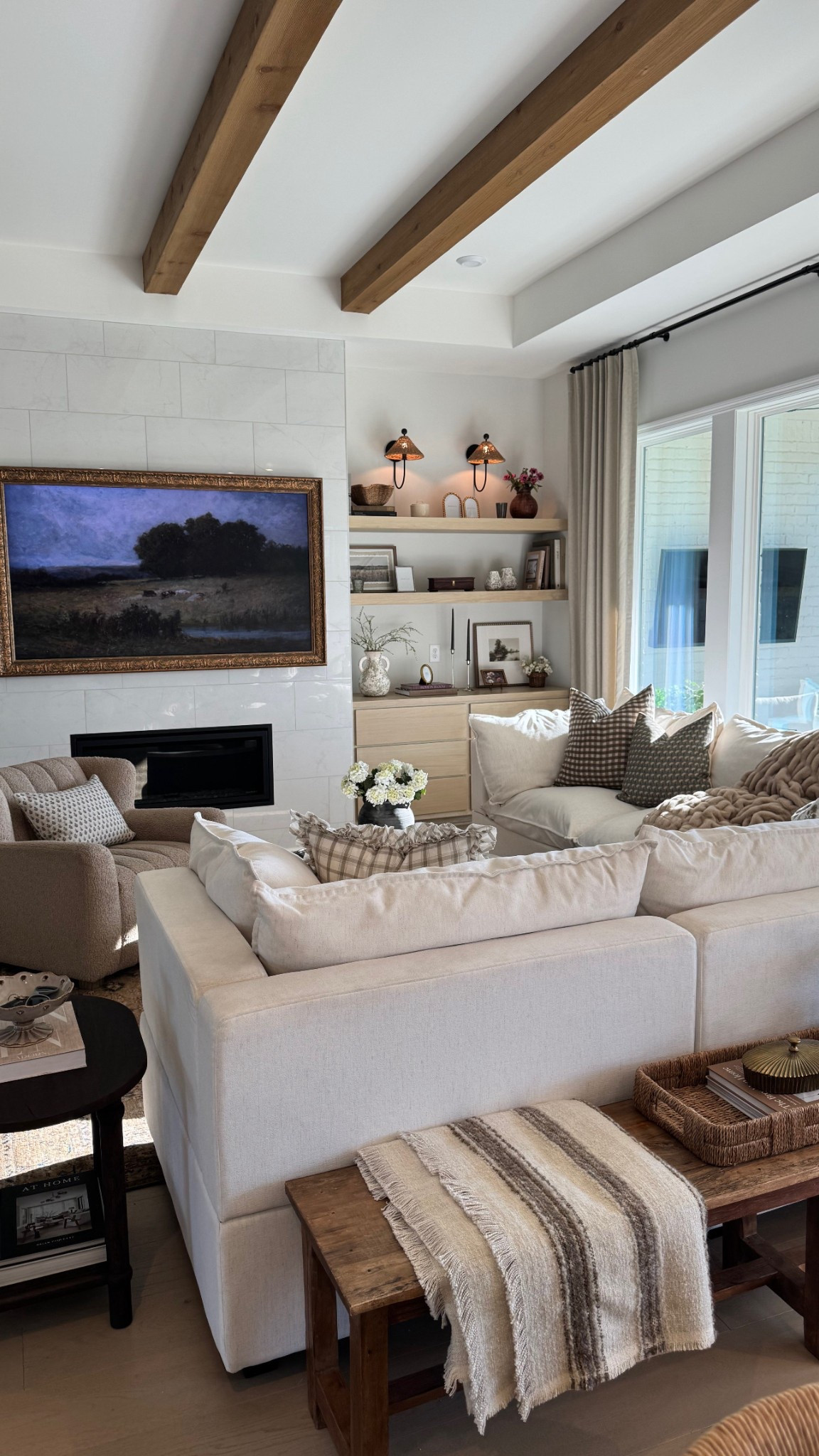 Living room decor linked! A ton of items are on sale for Memorial Day too 🤍