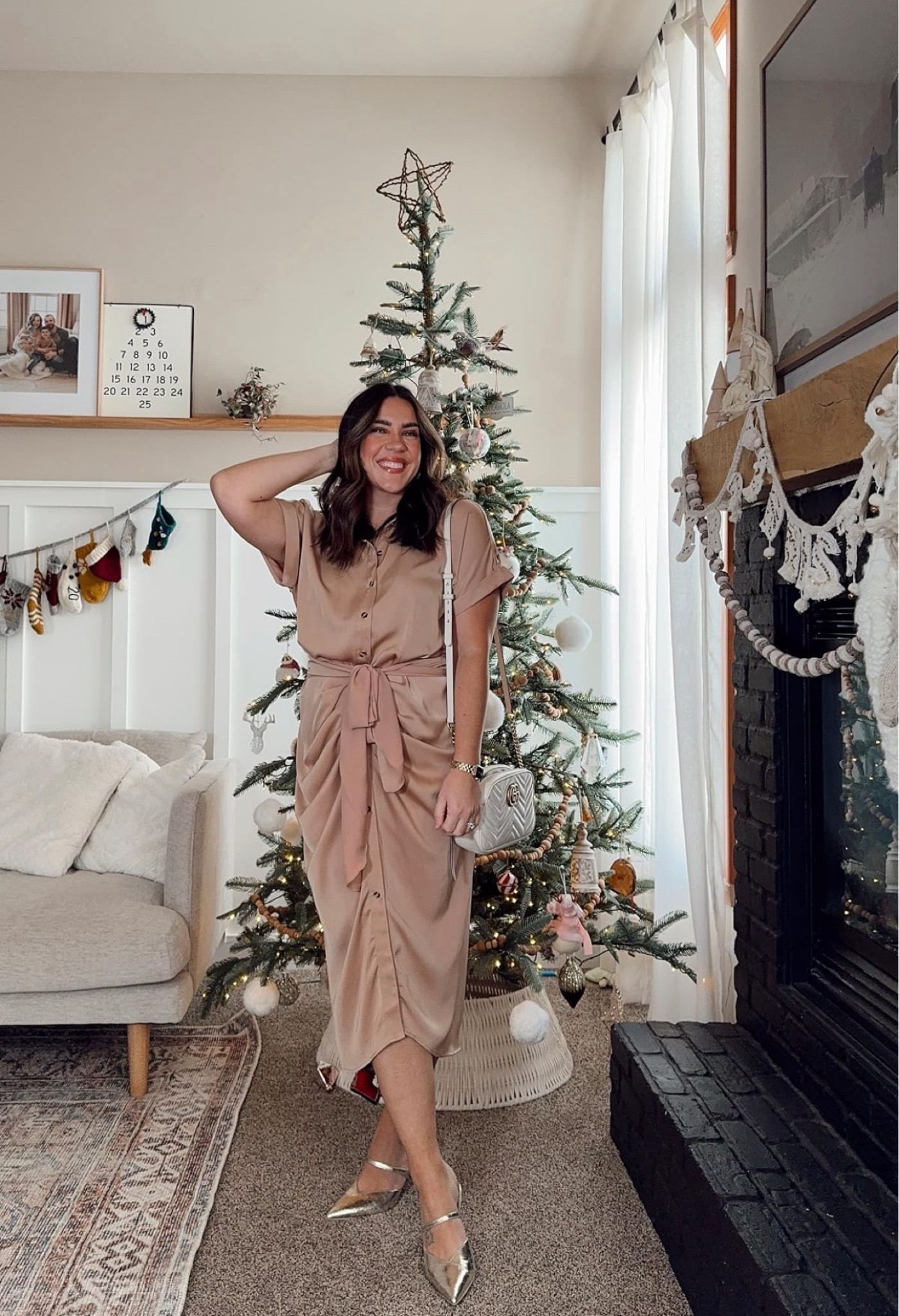 Midsize winter dress, holiday outfit, winter fashion, business professional holiday party look, shirt dress, satin holiday look

#LTKHoliday #LTKmidsize #LTKstyletip