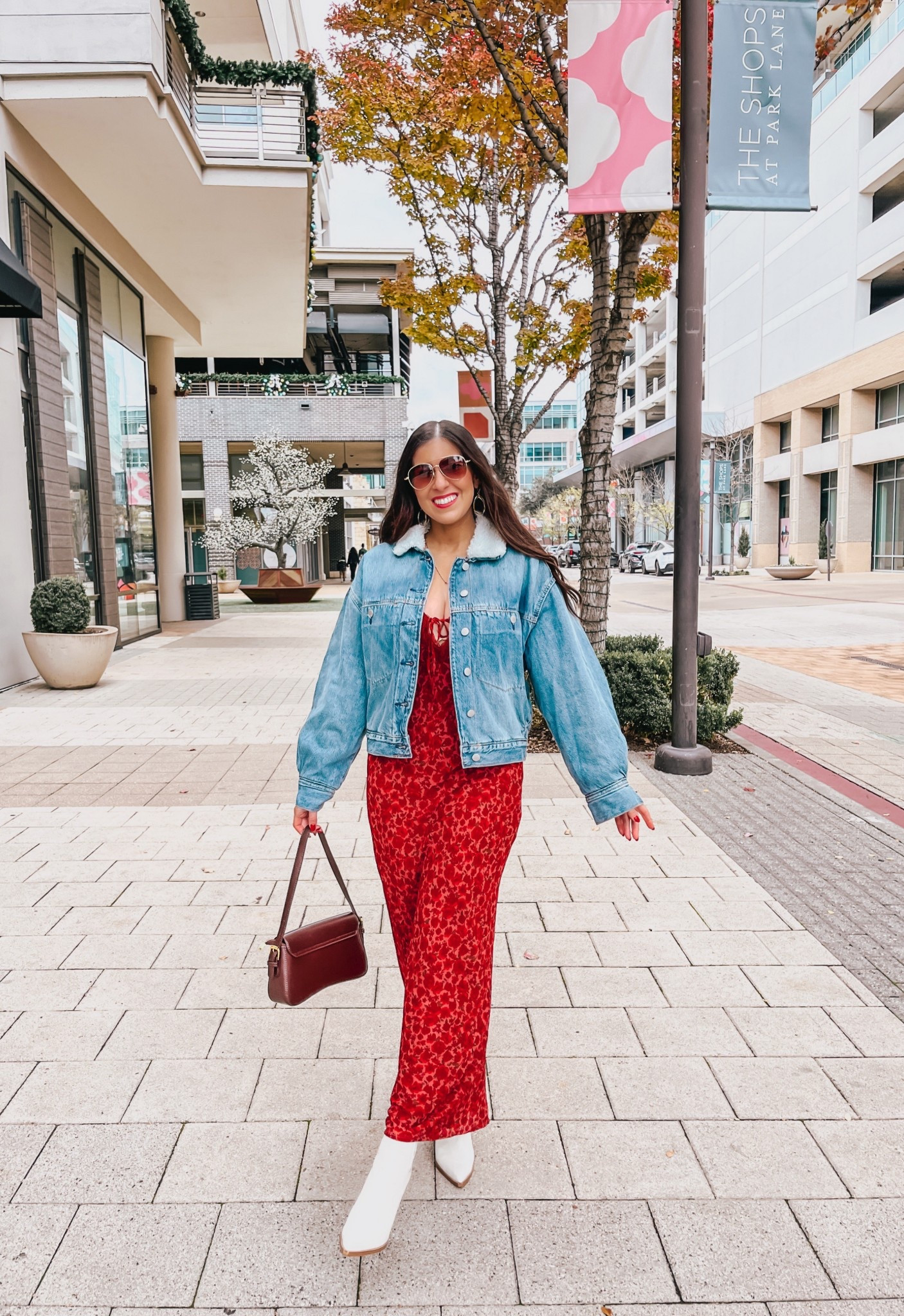 Target Fall Outfit ❤️💙 Denim Bomber Jacket and a Red Floral Maxi Dress. Both true to size .

Fall Outfit, Target Style 


#LTKFindsUnder100 #LTKSeasonal #LTKFindsUnder50