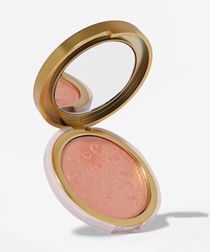 Pretty Fly Glow Getter Blush | Beauty Bay