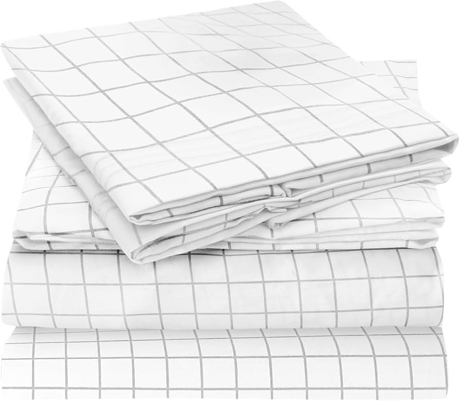 Mellanni Queen Sheet Set - 4 Piece Iconic Collection Bedding Sheets & Pillowcases - Extra Soft, C... | Amazon (US)
