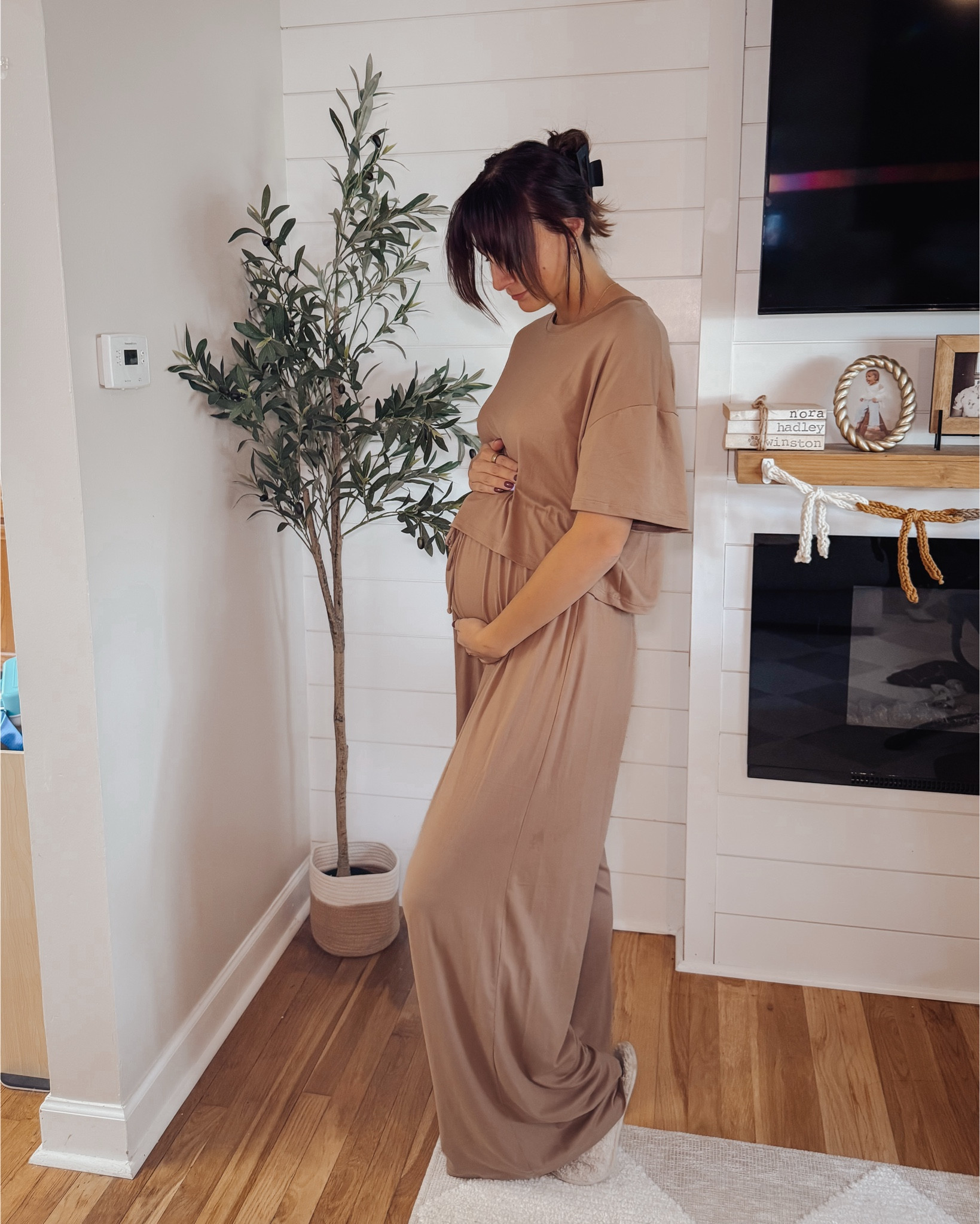 Bumpsuit - the comfiest lounge sets that you can wear at any stage of life 🤰🏻✨

Wearing a small / 20w bumping / 140lbs / 5’8”

Clouds collection / lounge sets / bump friendly / postpartum / maternity

#LTKStyleTip #LTKBump