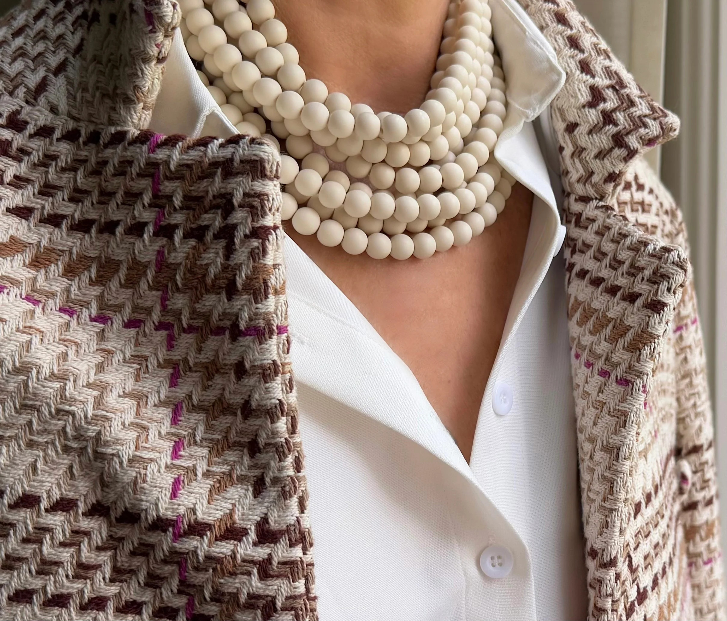 Medium Bella Matte Latte Necklace | Fairchild Baldwin