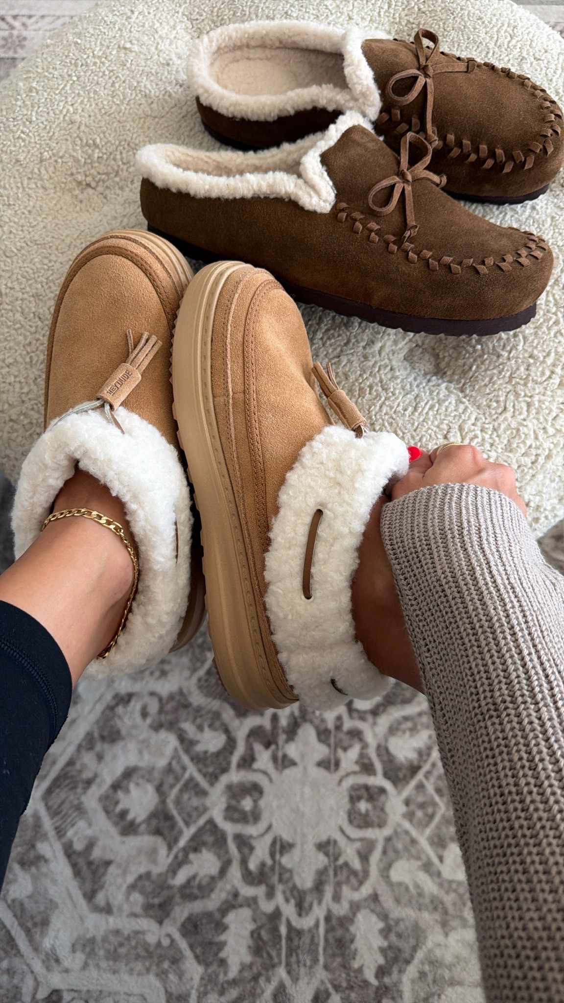 Comfy cute slip on shoes
Fall shoes