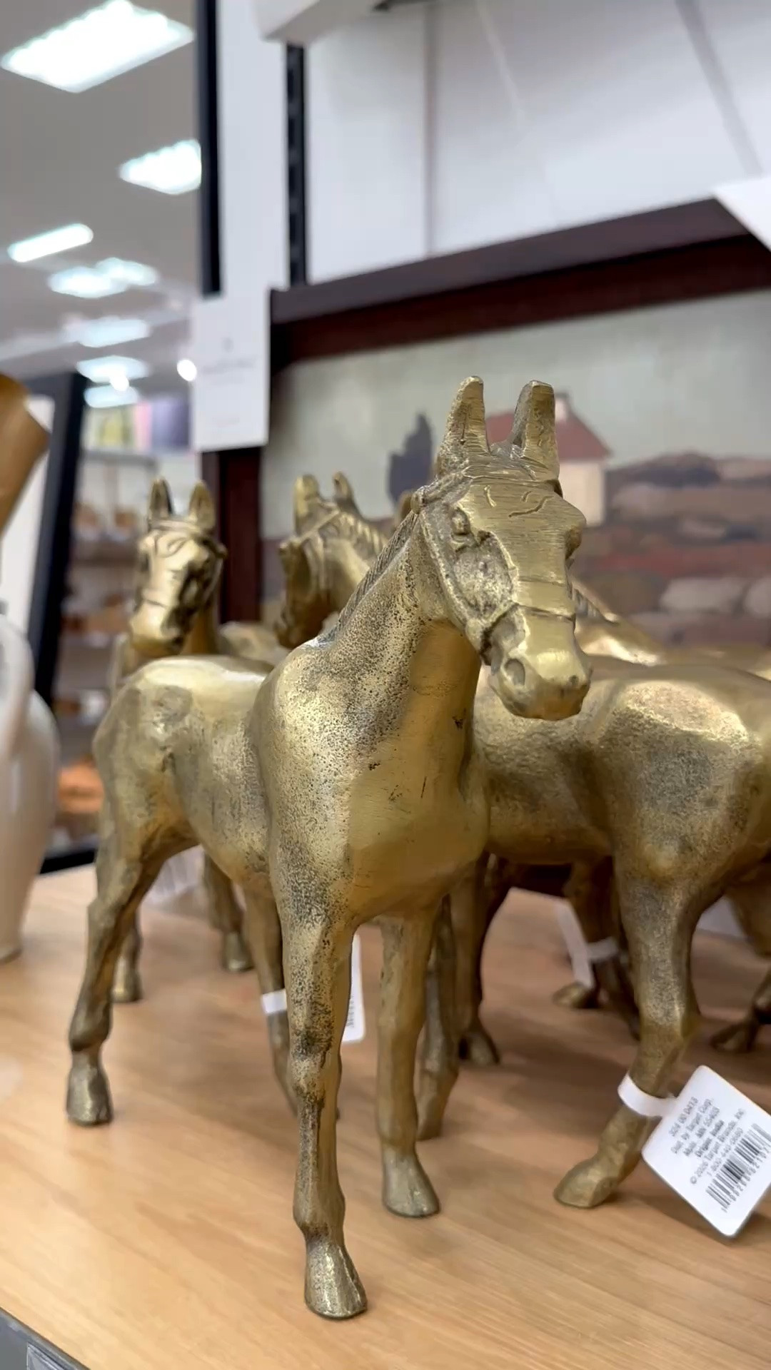 Why is it that this gorgeous brass horse figurine feels like fall…but it does! Perfect for an entryway table, sideboard, or shelf. 🐴

And if you’re a mosaic artist, this would also make a fun substrate for your tile work. For mosaic tips, tutorials + inspiration please visit my YouTube channel: YouTube.com/julieweilbacher, and follow @julieweilbacher on Instagram.

#brassdecor #falldecor #falltabletopdecor #brasshorse #target #horsefigurine #falltablescape #brasshomedecor

#LTKHome #LTKSeasonal