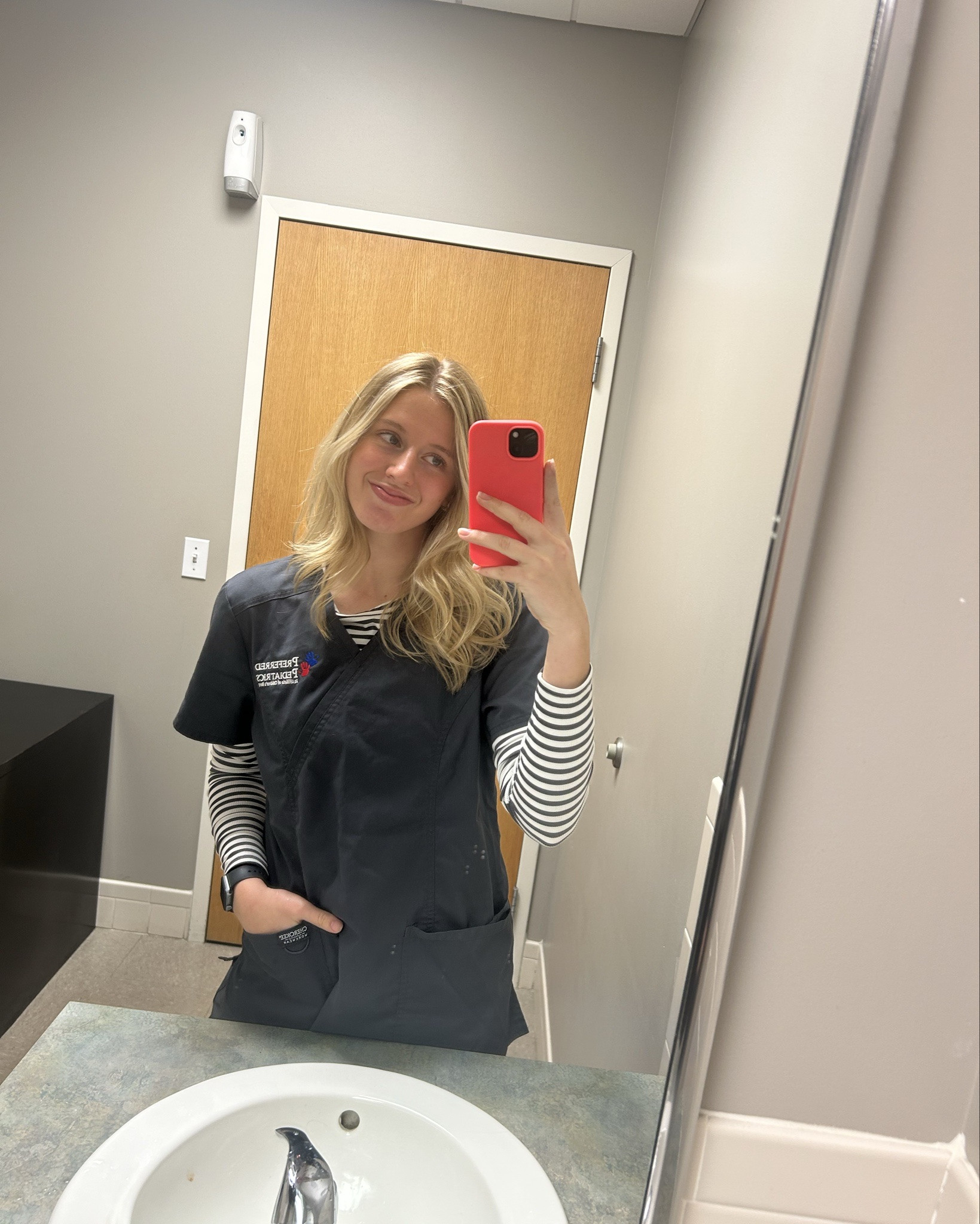 Weekly roundup!! Some of my favorite pieces that I have on repeat and some newbies!!! 

#LTKWorkwear #LTKSeasonal #LTKgrwm