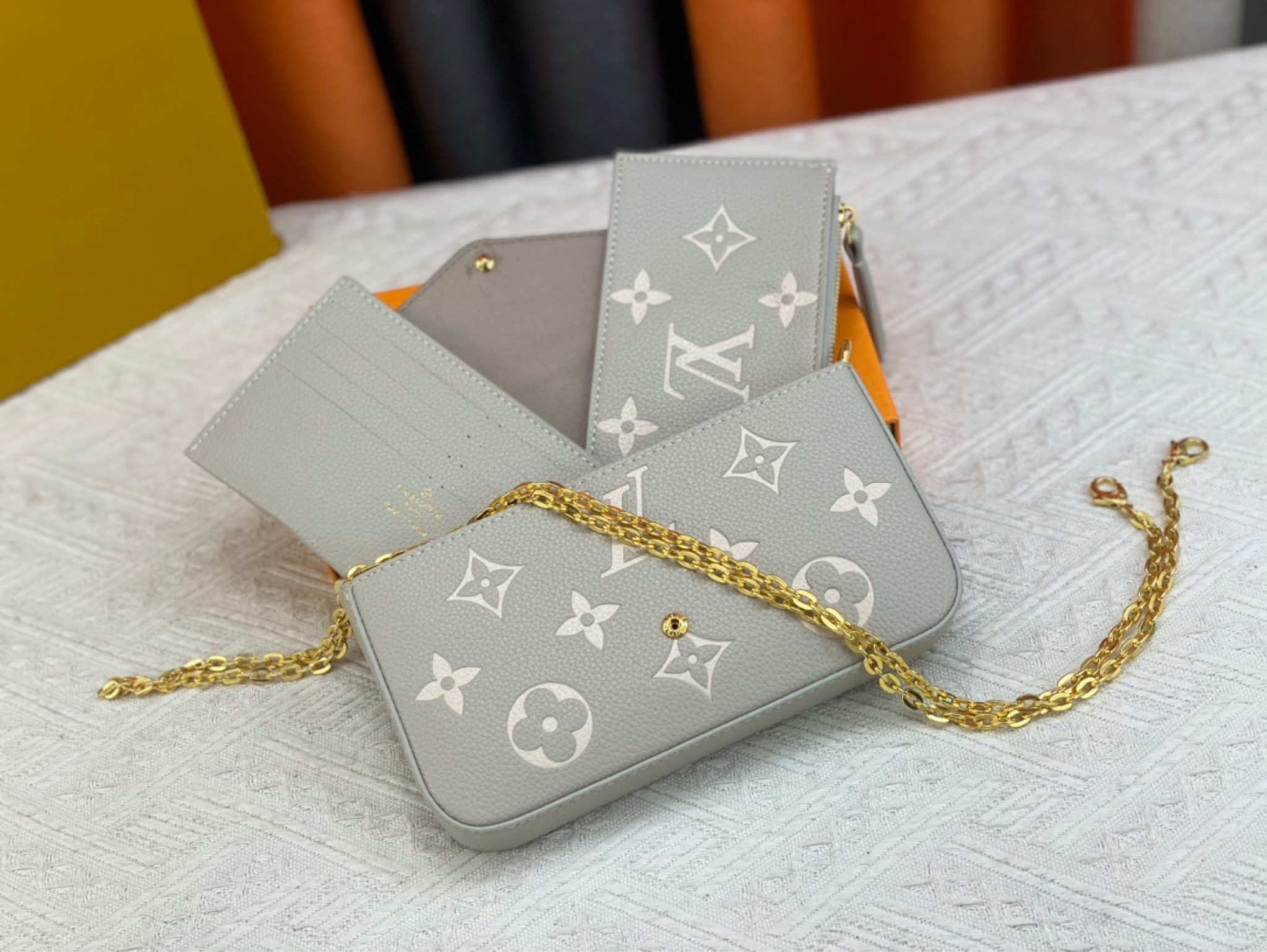 Louis Vuitton Felicie Pochette Shoulder Bag Chain Strap Purse Wallet Designer Wallet Purses Women Cross Body Bag Handbag Women Fashion Monogram Embossed Purse Fashion Classic Pochette LV Bag

#LTKGiftGuide #LTKstyletip #LTKitbag