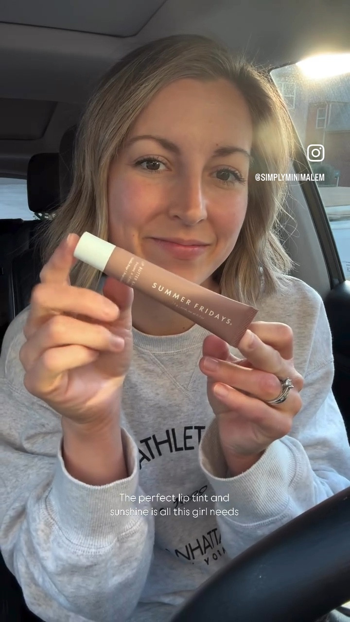 💋🫦✌🏻✨

#LTKBeauty #LTKStyleTip