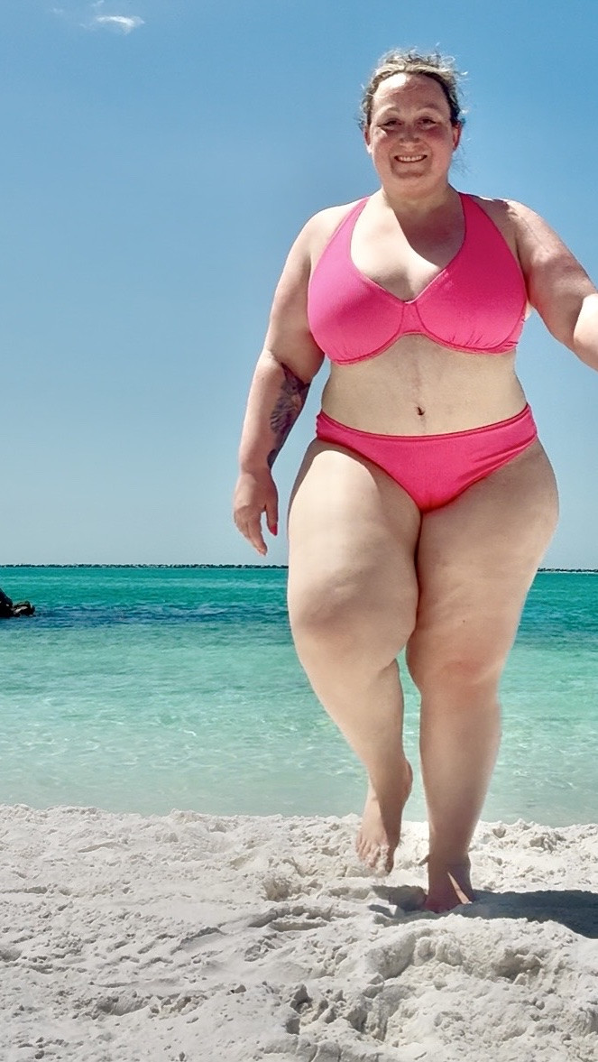 My favorite curvy friendly high-support bikini! 👙💖  Wearing XXL top and XL bottom.

#LTKSeasonal #LTKMidsize #LTKSwim