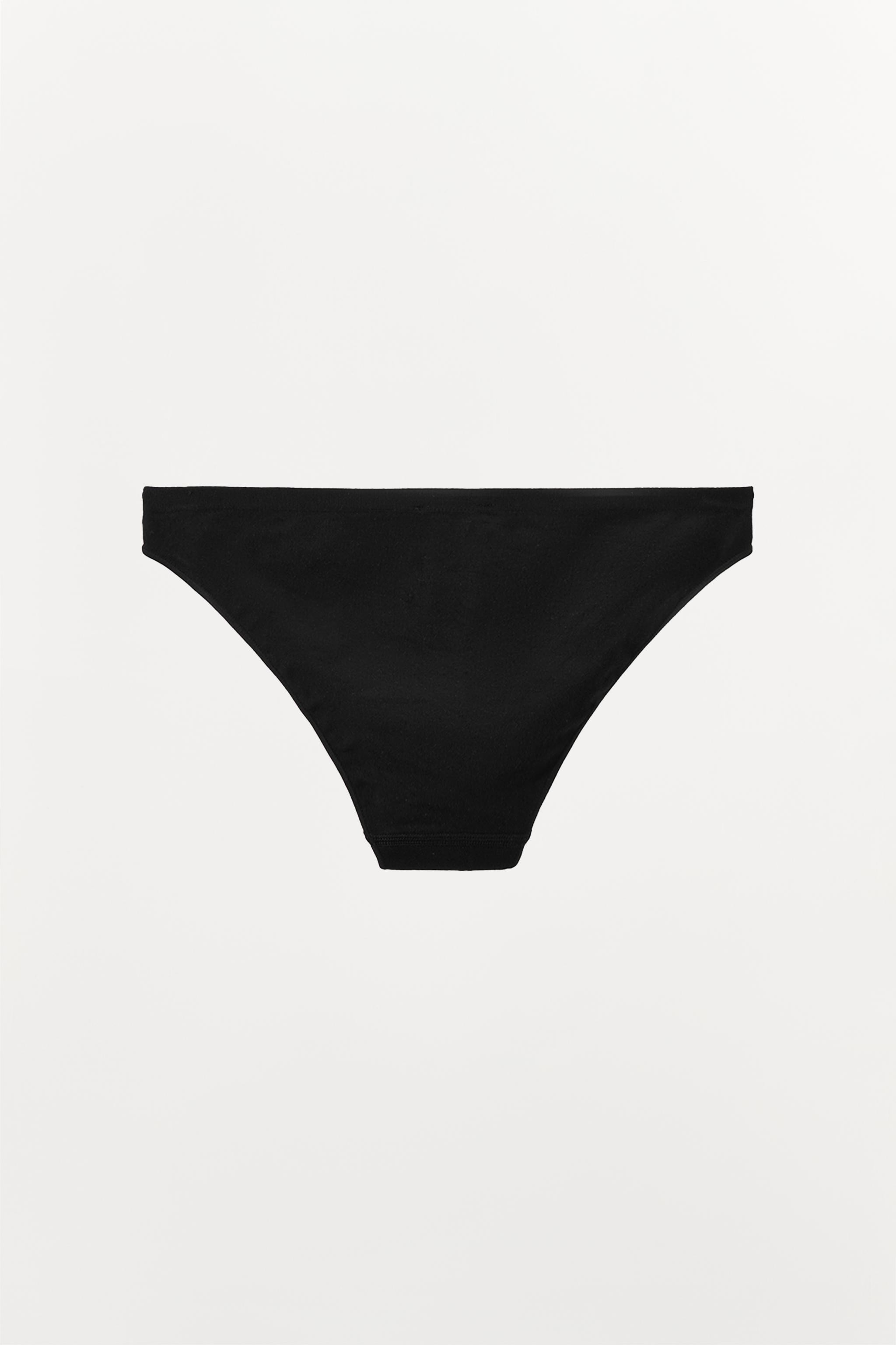 SEAMLESS CLASSIC PANTIES | Zara US