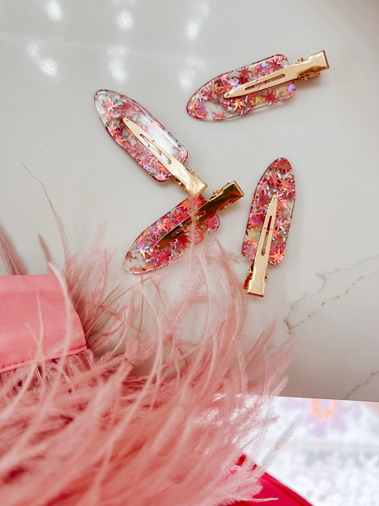 Creaseless Clips 💗

#beautybuys #haircare #grwm #clops #valentines #valentinesgifts #ltkvalentine 

#LTKFindsUnder50 #LTKBeauty #LTKStyleTip