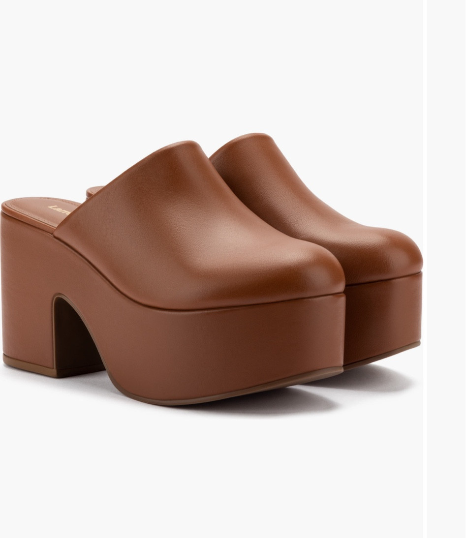 Clogs on SALE! Super cute 🤎

#LTKFallSale #LTKCon #LTKFindsUnder100