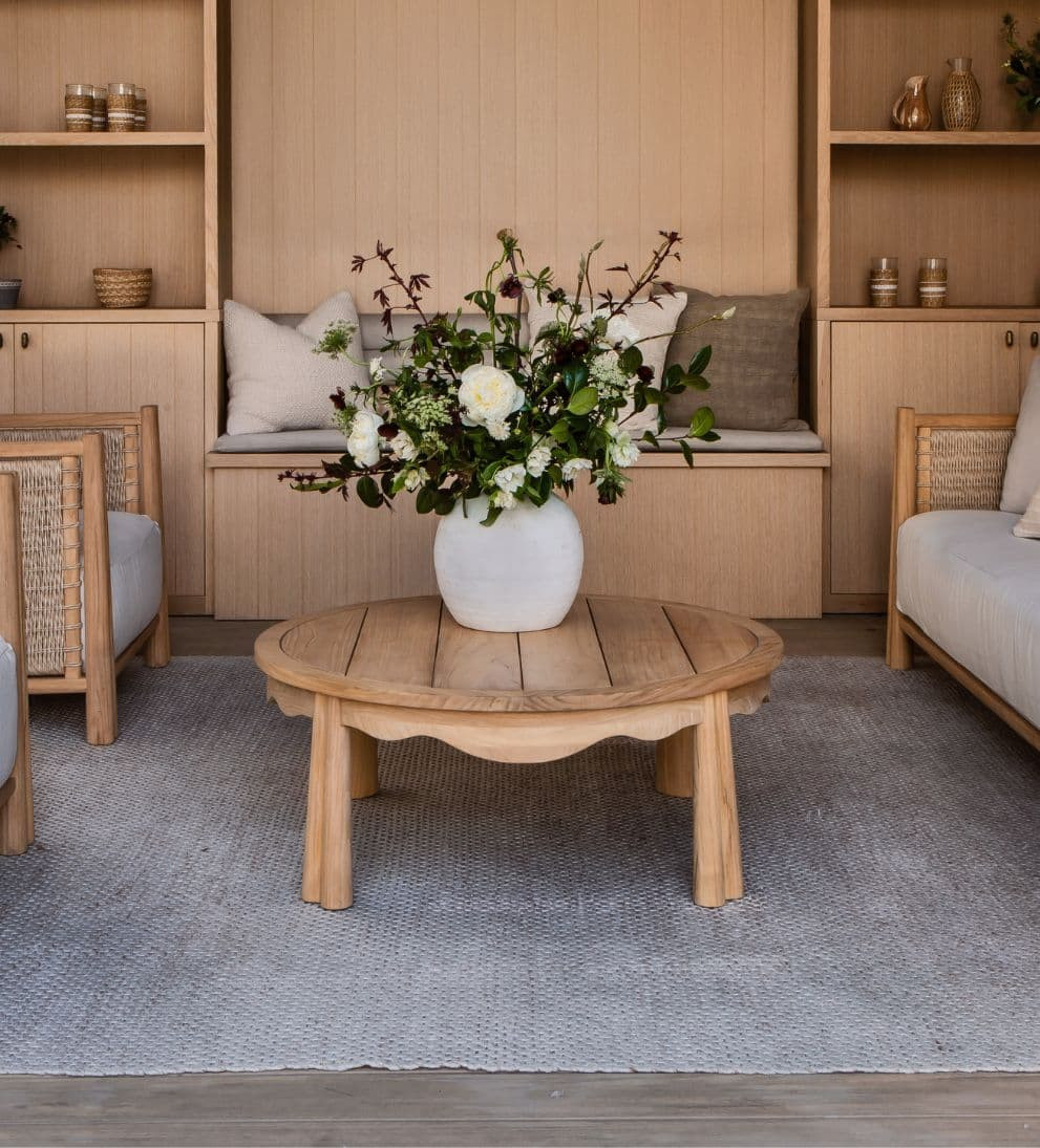 Flora Teak Scalloped Outdoor Coffee Table | Le Maé