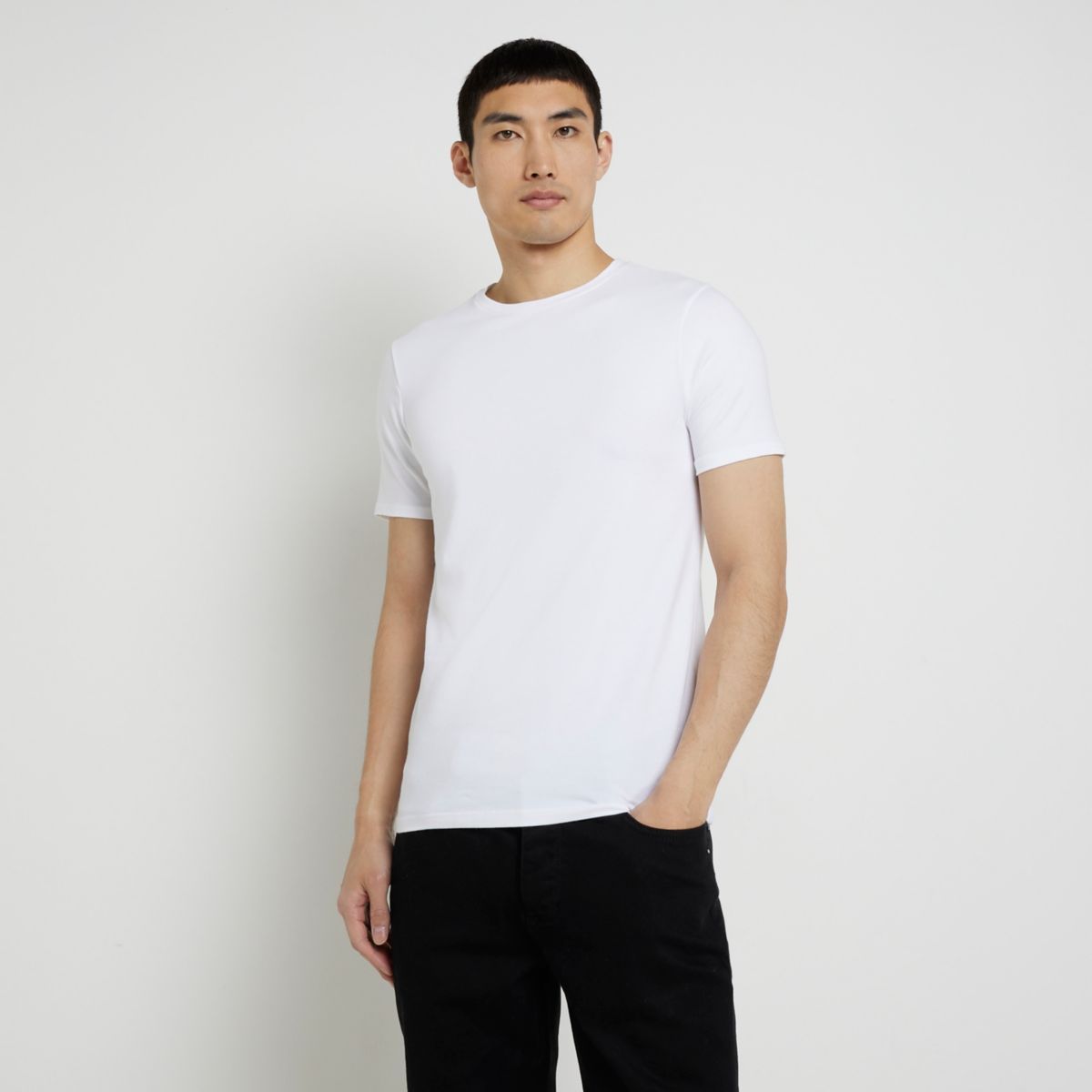 River Island Mens White muscle fit crew neck T-shirt | River Island (UK & IE)