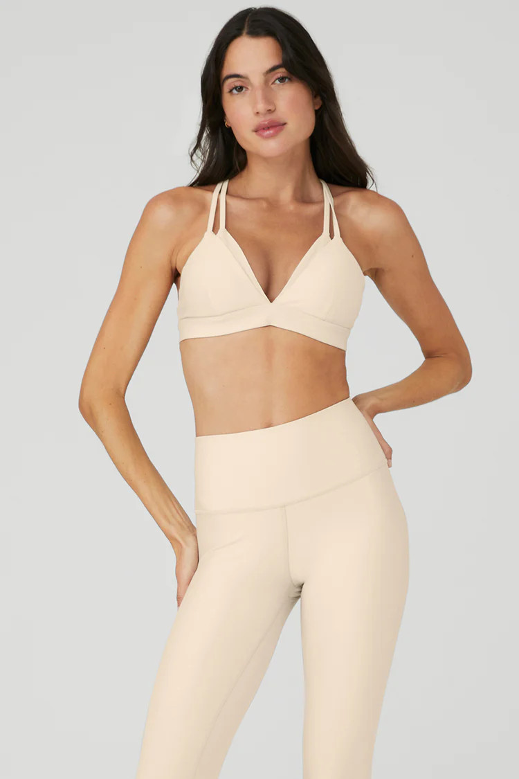 Airlift Layer Up Bra | Alo Yoga (US)