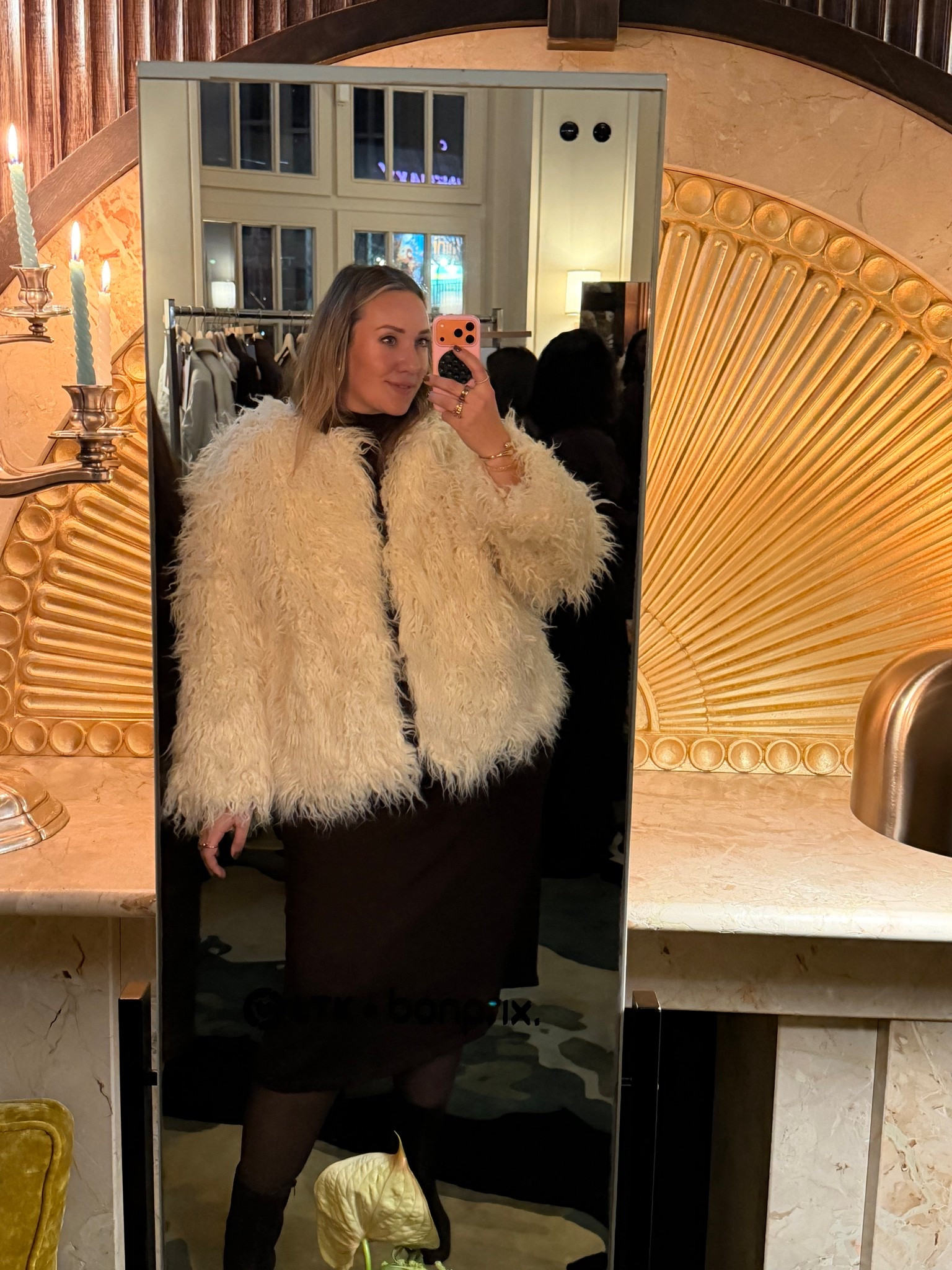 Wie wunderschön ist dieser Fluffy Coat? 🥰

#LTKwinter #LTKplussize #LTKdeutschland