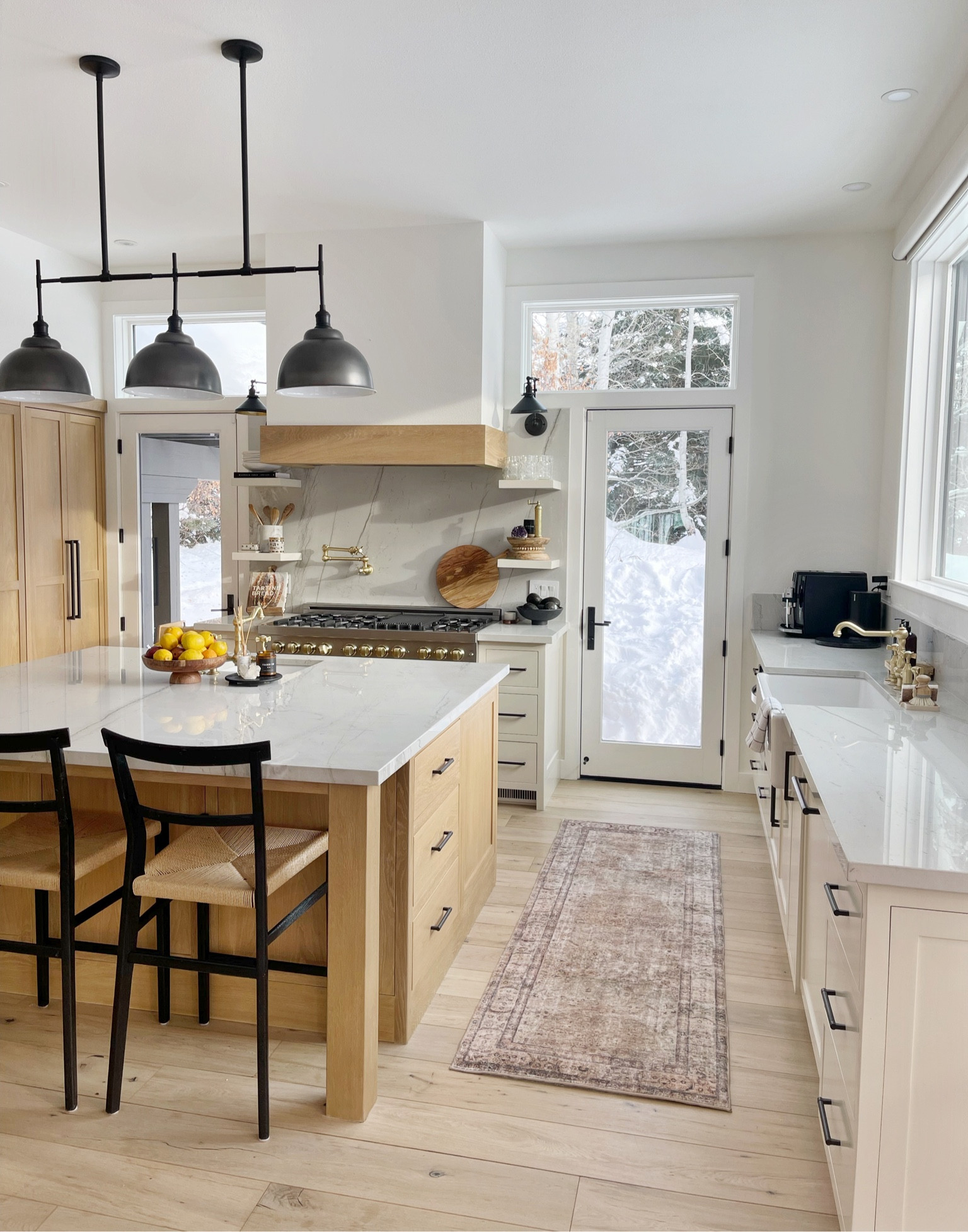 H O M E \ kitchen details! Loving my new runner rug and pad from Amazon!

Home decor 
Cooking 

#LTKhome
