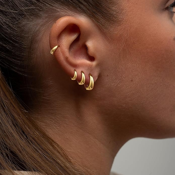 Foxgirl 4 Pairs Chunky Small Huggie Hoop Earrings for Women - Dainty 14K Gold/Sterling Silver Pla... | Amazon (US)