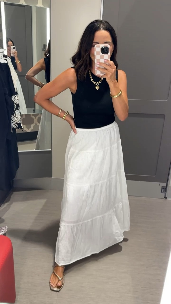 Okay this crinkle gauze maxi skirt is the softest and most comfortable ever!
Styled it with this ribbed tank top that it’s only $8 and comes in multiple colors. It’s such an easy and cute summer look!


Summer fashion  maxi skirt  Target fashion

#LTKFindsUnder50 #LTKSeasonal #LTKStyleTip